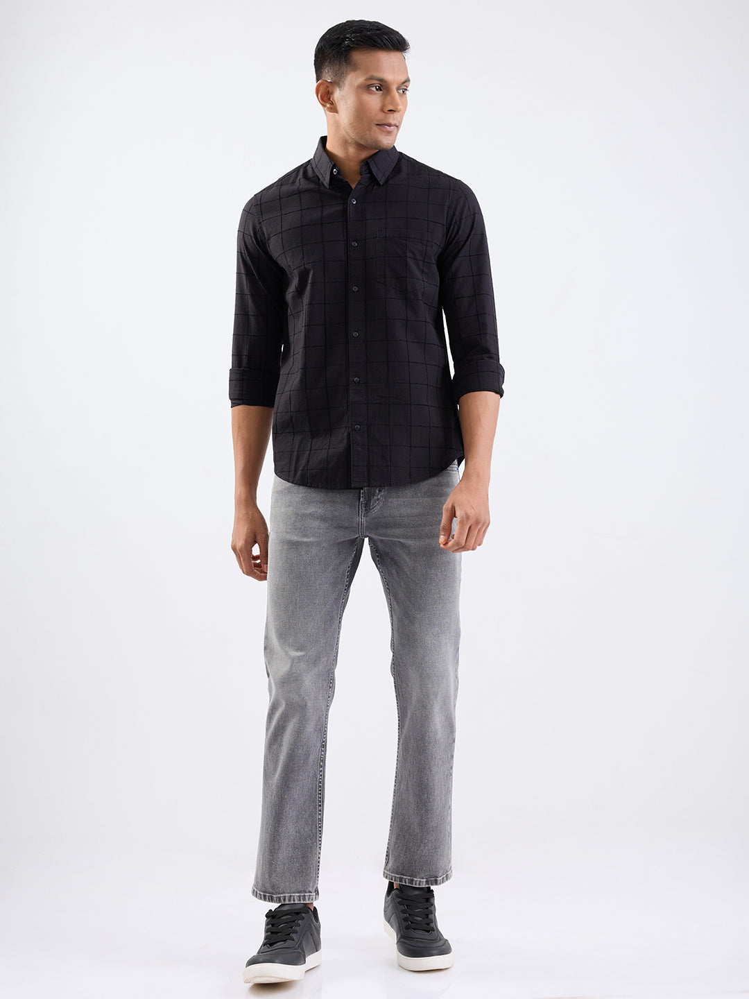 Spykar Jet Black Slim Fit Casual Shirts For Men