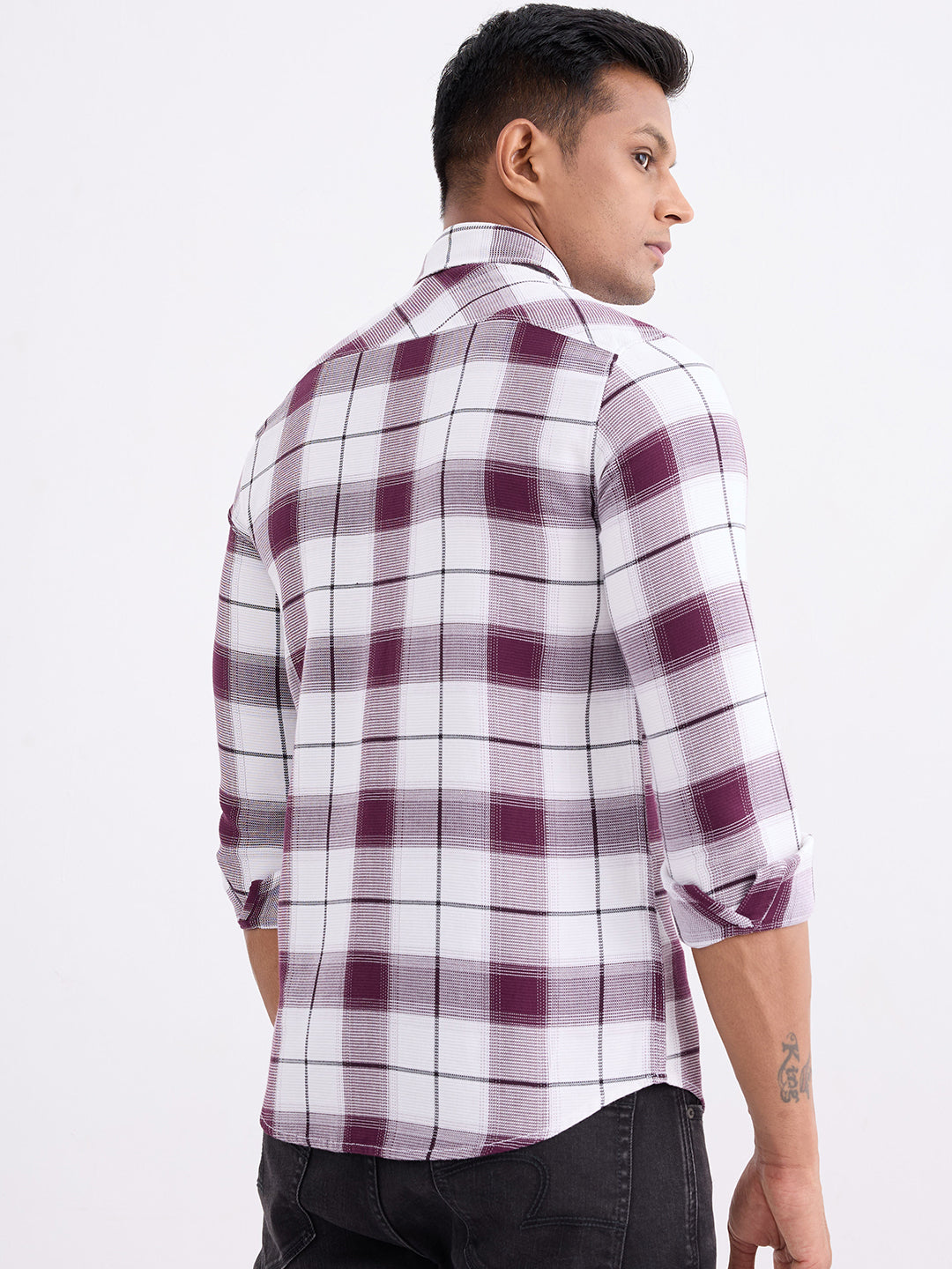 Spykar Plum Red Slim Fit Casual Shirts For Men
