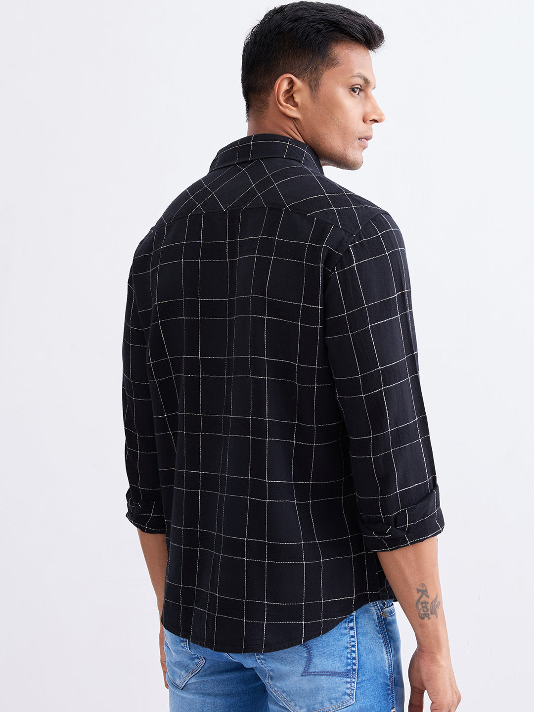 Spykar Jet Black Slim Fit Casual Shirts For Men