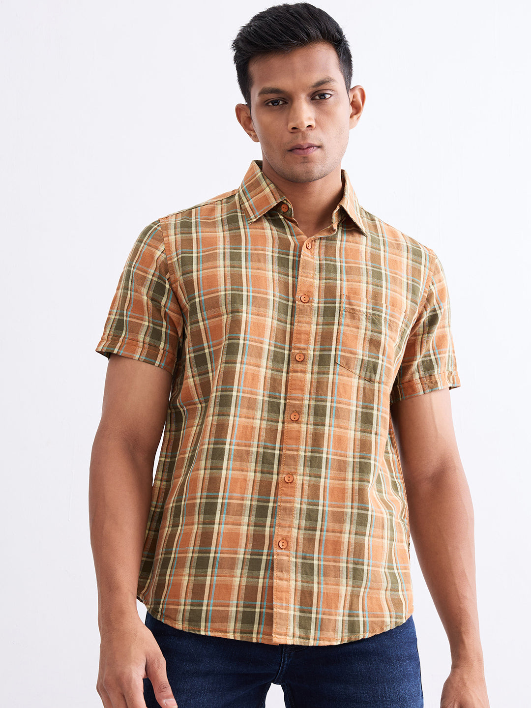 Spykar Dusty Coral Slim Fit Casual Shirts For Men