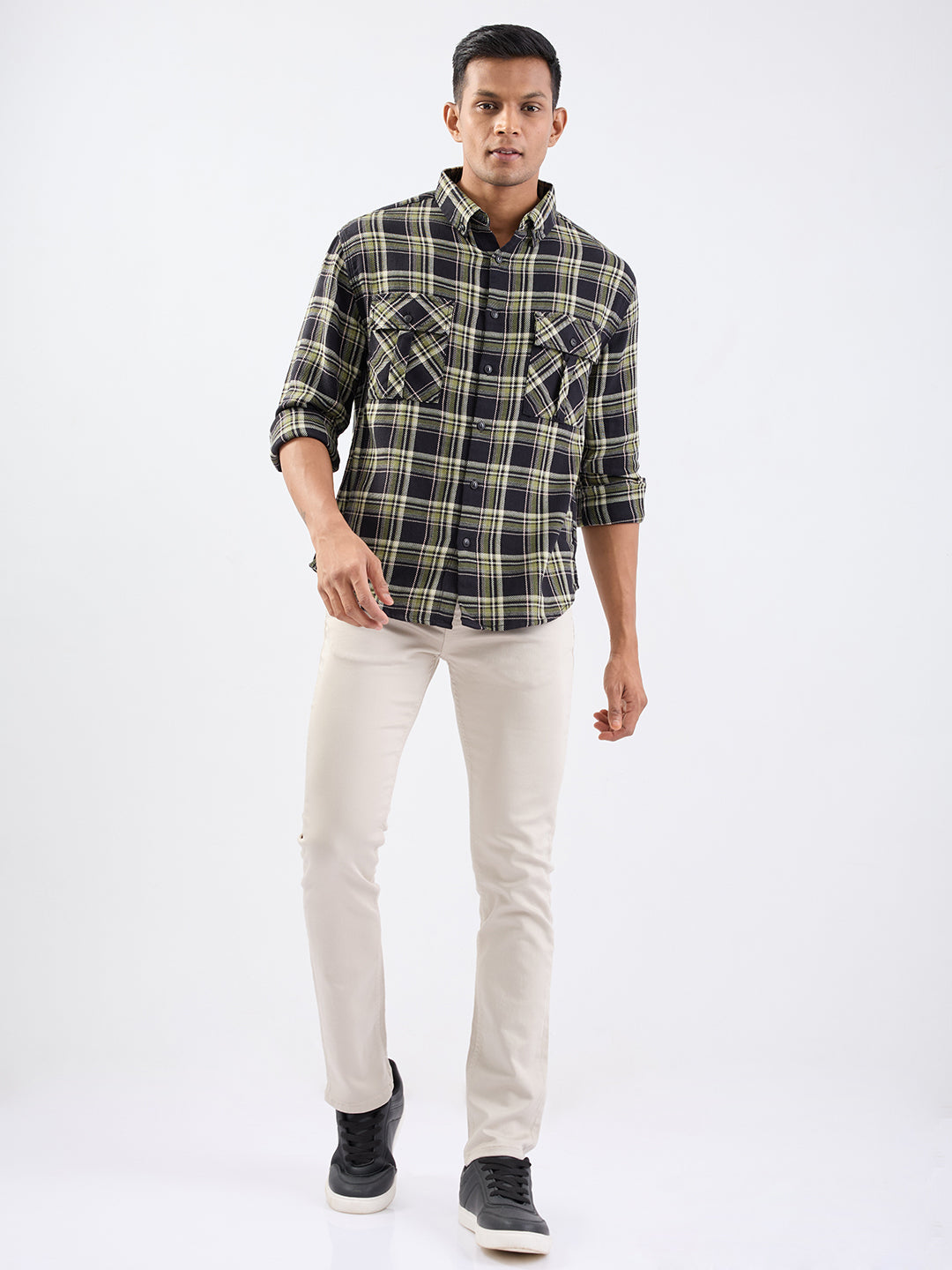 Spykar Black Comfort Fit Casual Shirts For Men