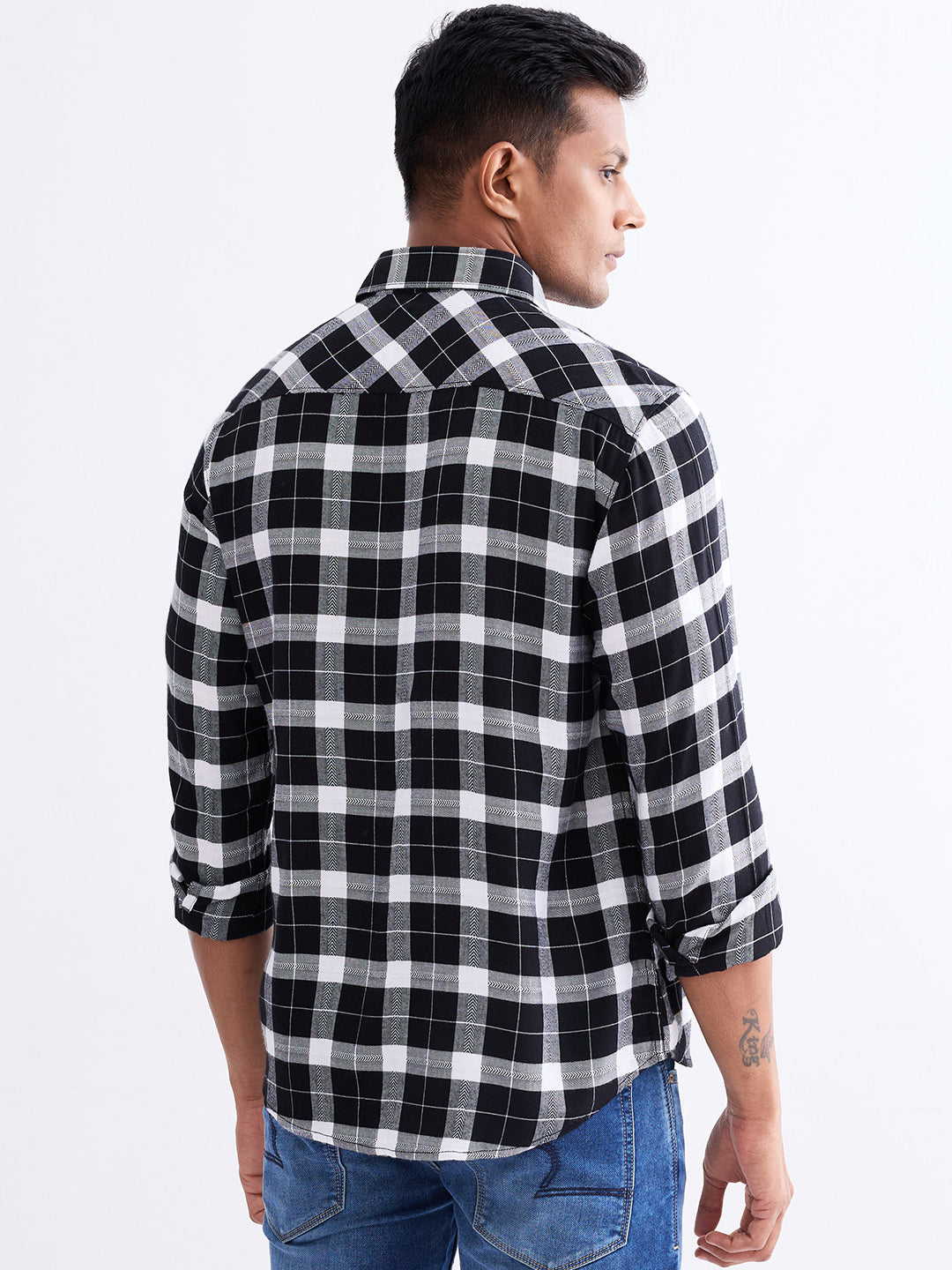 Spykar Jet Black Slim Fit Casual Shirts For Men