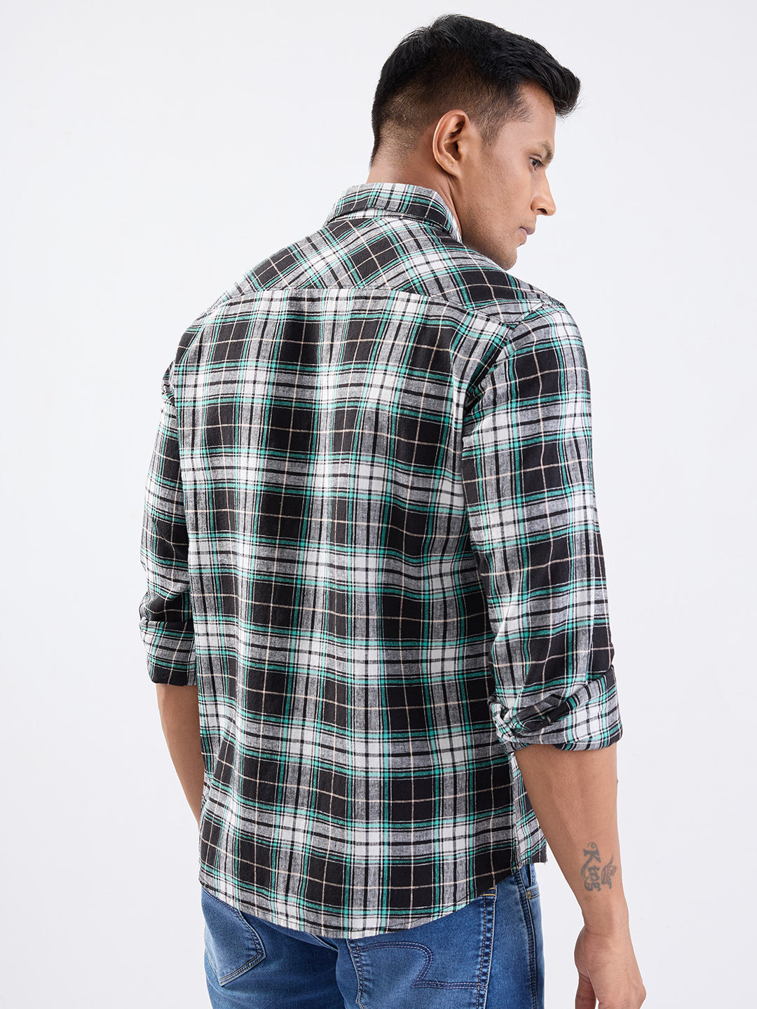 Spykar Jet Black Slim Fit Casual Shirts For Men