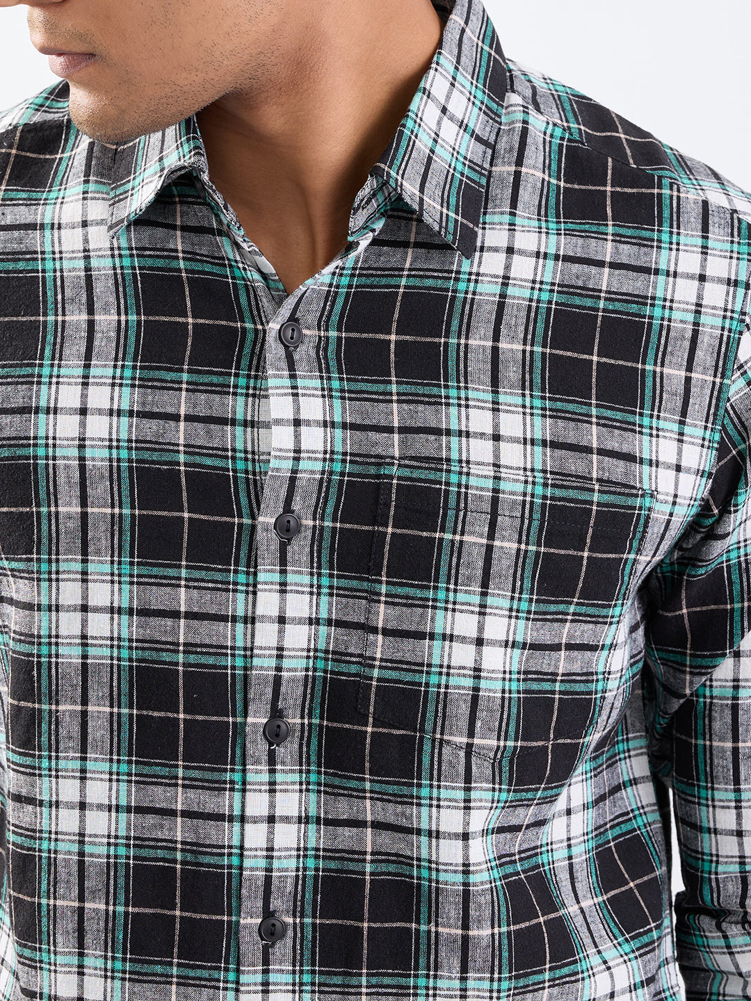 Spykar Jet Black Slim Fit Casual Shirts For Men