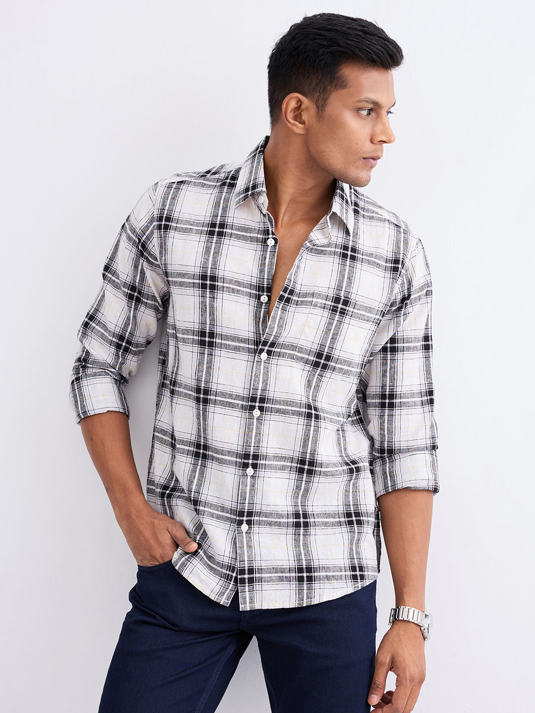 Spykar White Slim Fit Casual Shirts For Men
