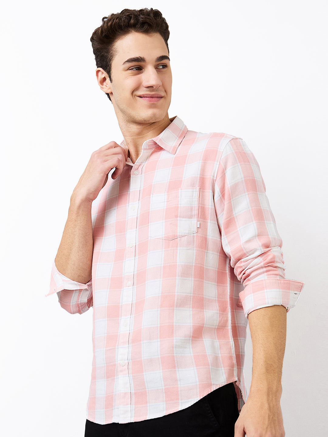 Spykar Pink Slim Fit Checkered Full Sleeve Shirt For Men