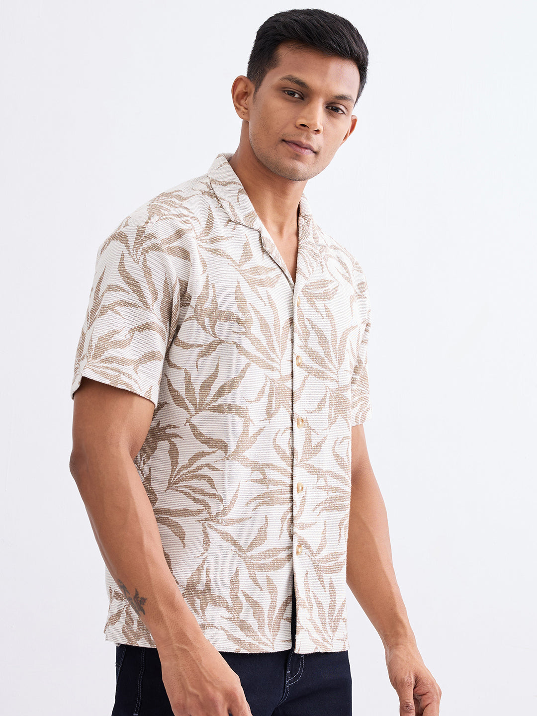 Spykar Taupe Beige Relaxed Fit Casual Shirts For Men