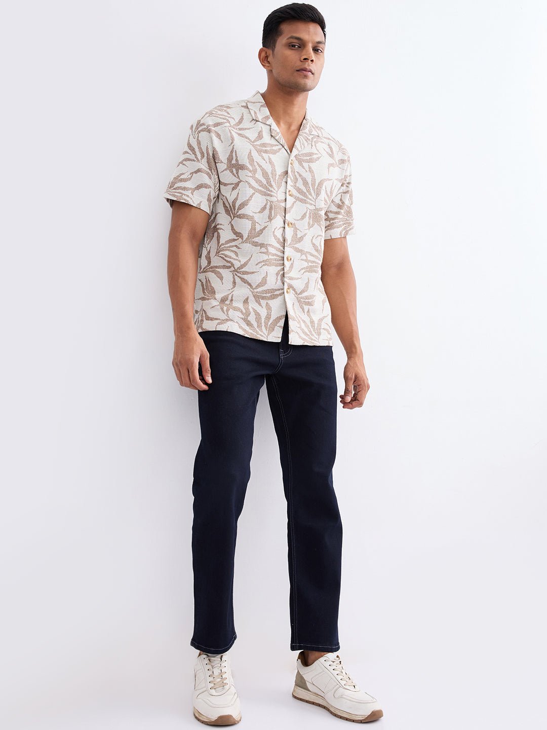 Spykar Taupe Beige Relaxed Fit Casual Shirts For Men