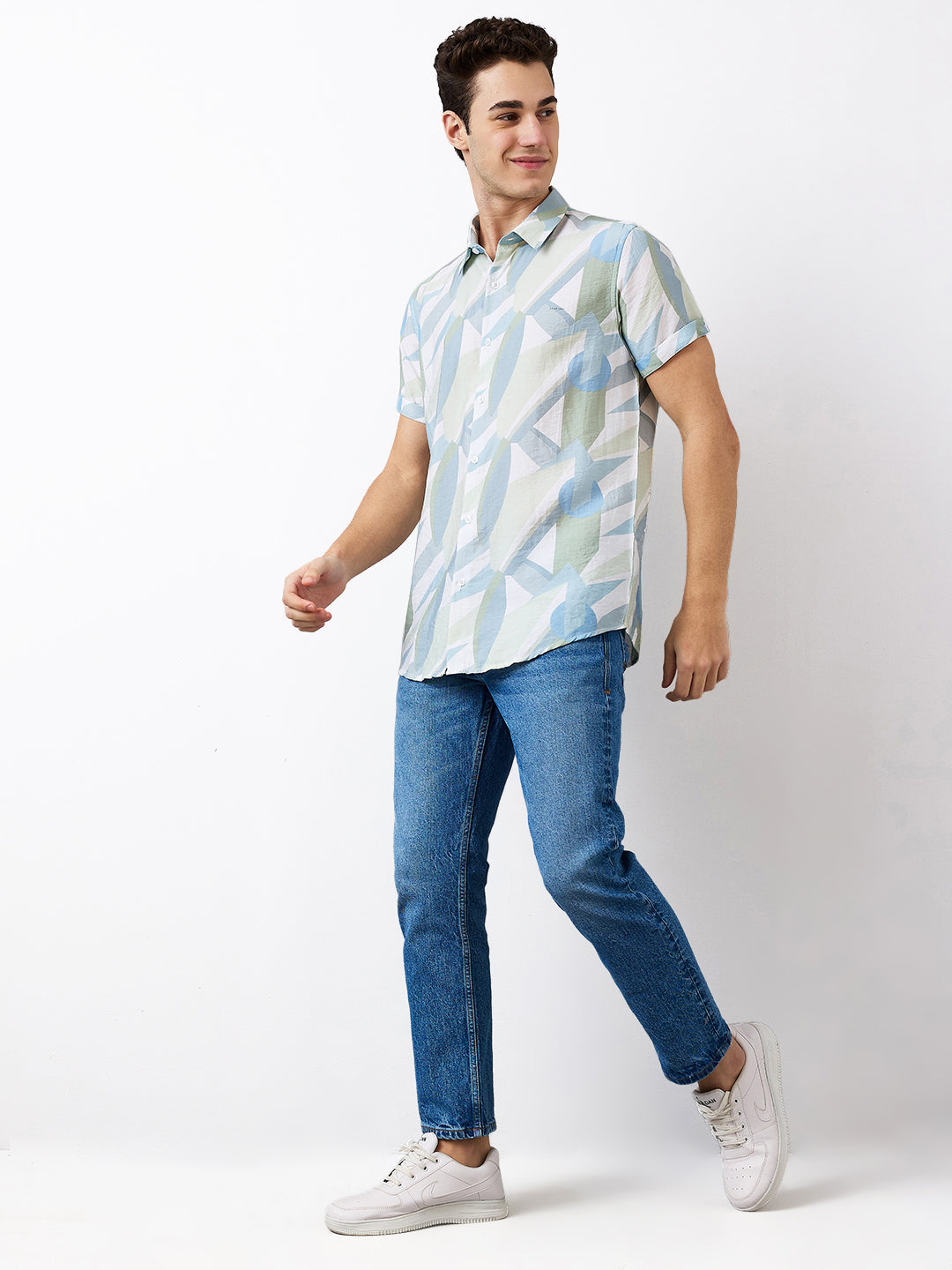 Men Shirt Print Green Slim Fit