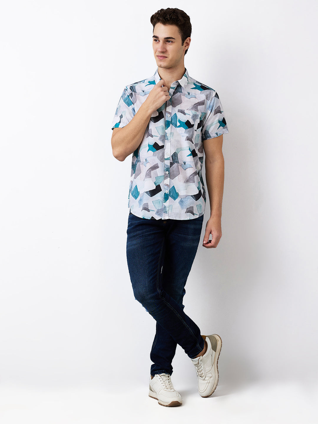 Spykar Blue Slim Fit Printed Half Sleeve Shirt For Men