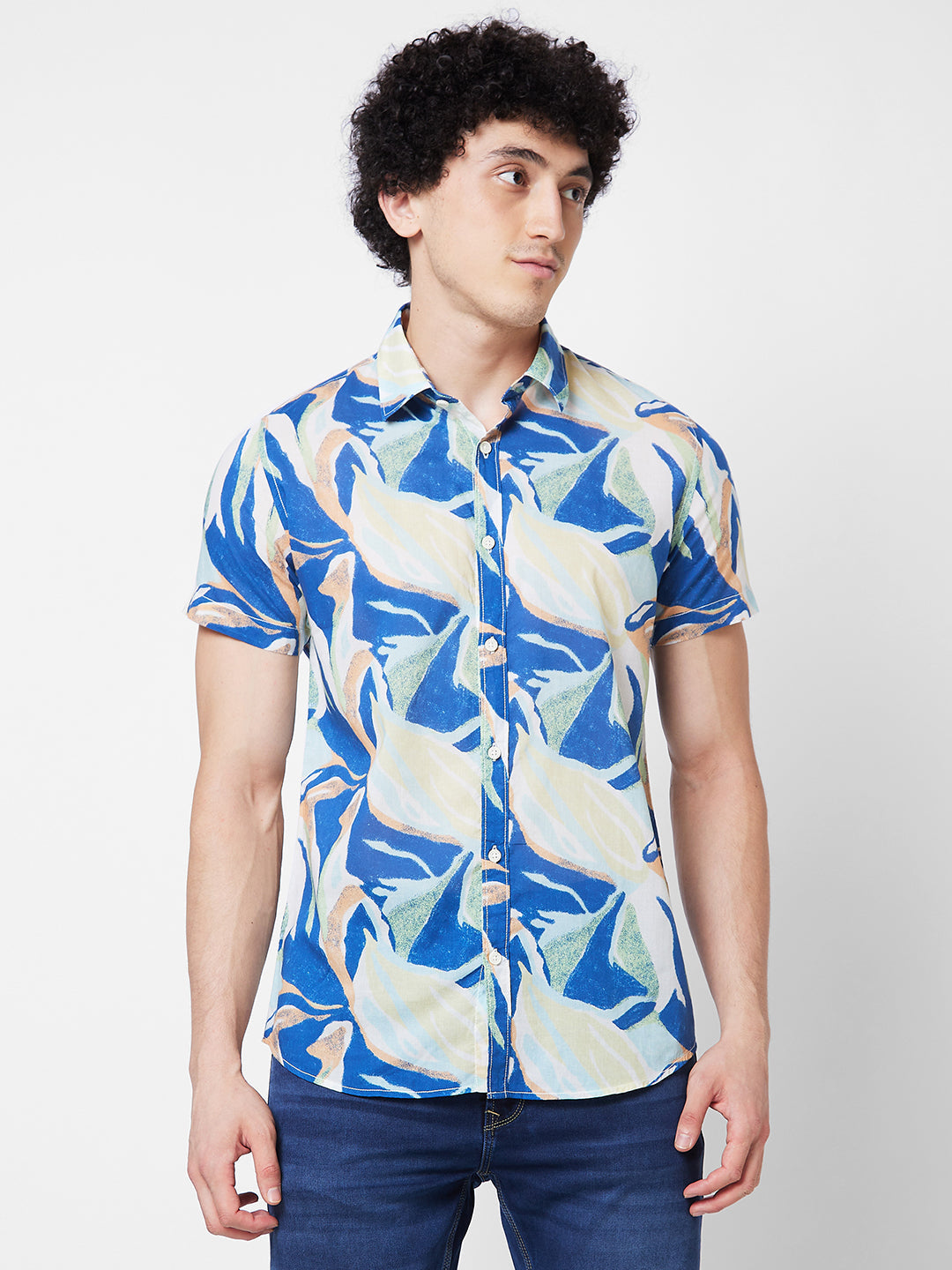 Spykar Slim Fit Opaque Printed Cotton Casual Shirt