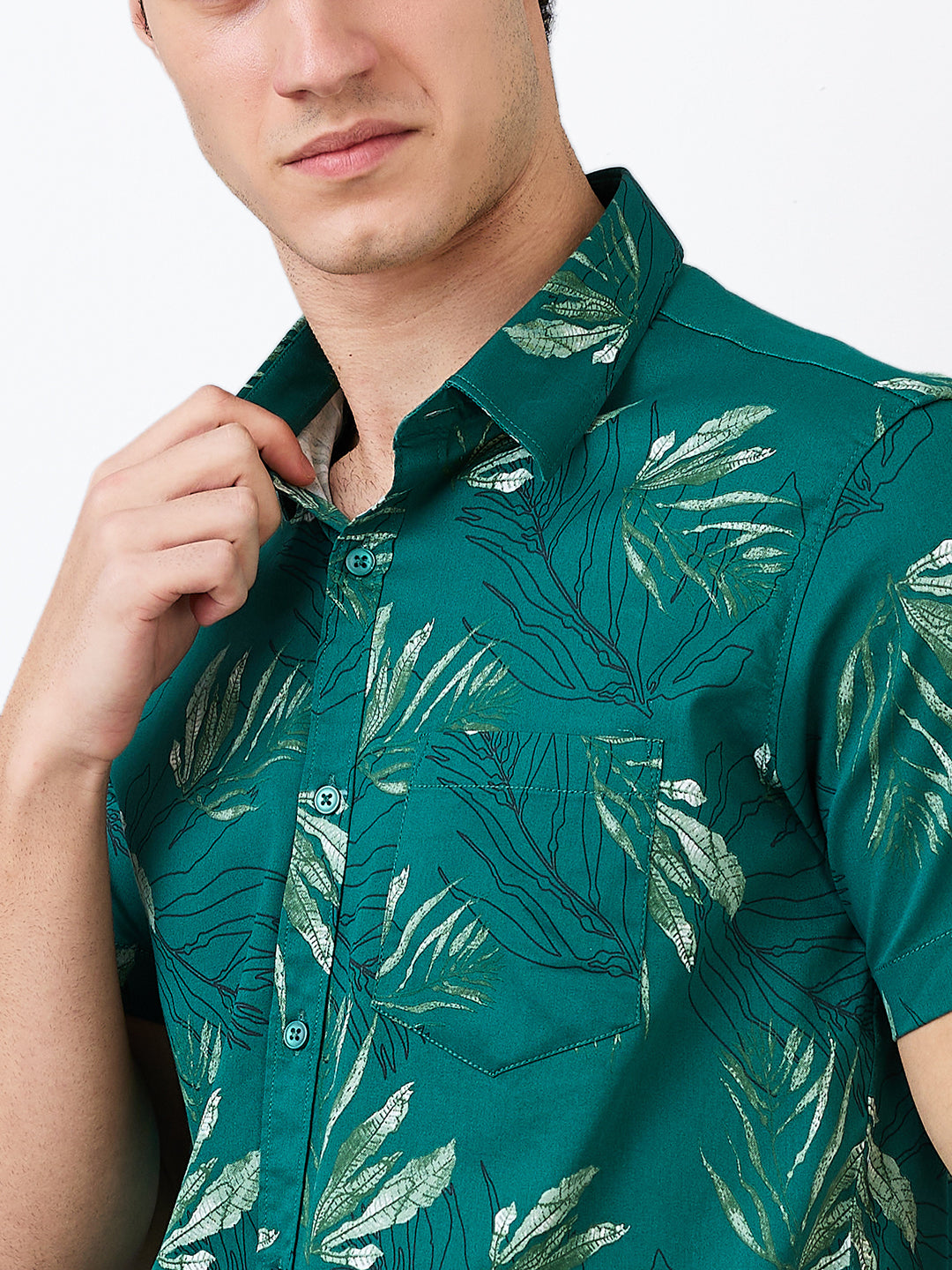 Spykar Green Slim Fit Printed Half Sleeve Shirt For Men