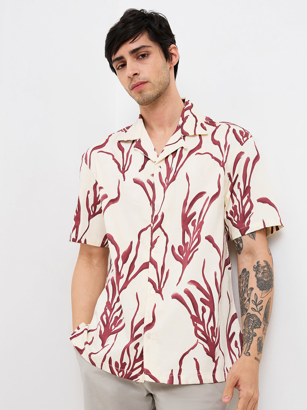 Spykar Red Relaxed Fit Printed Half Sleeve Shirt For Men