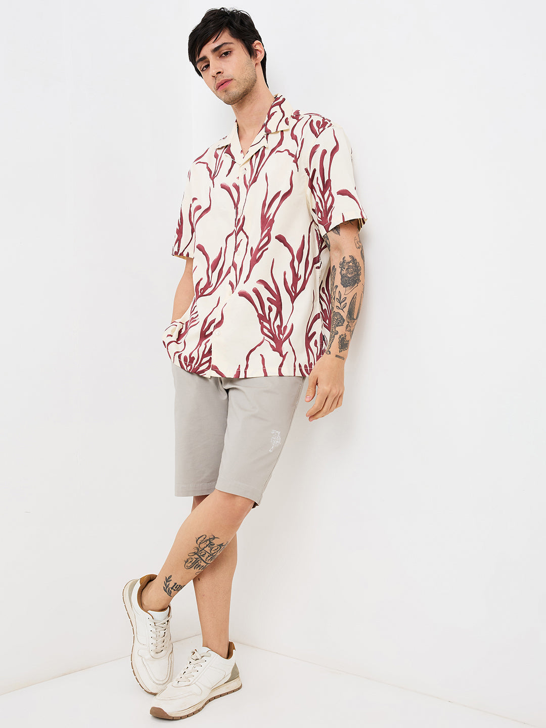 Spykar Red Relaxed Fit Printed Half Sleeve Shirt For Men