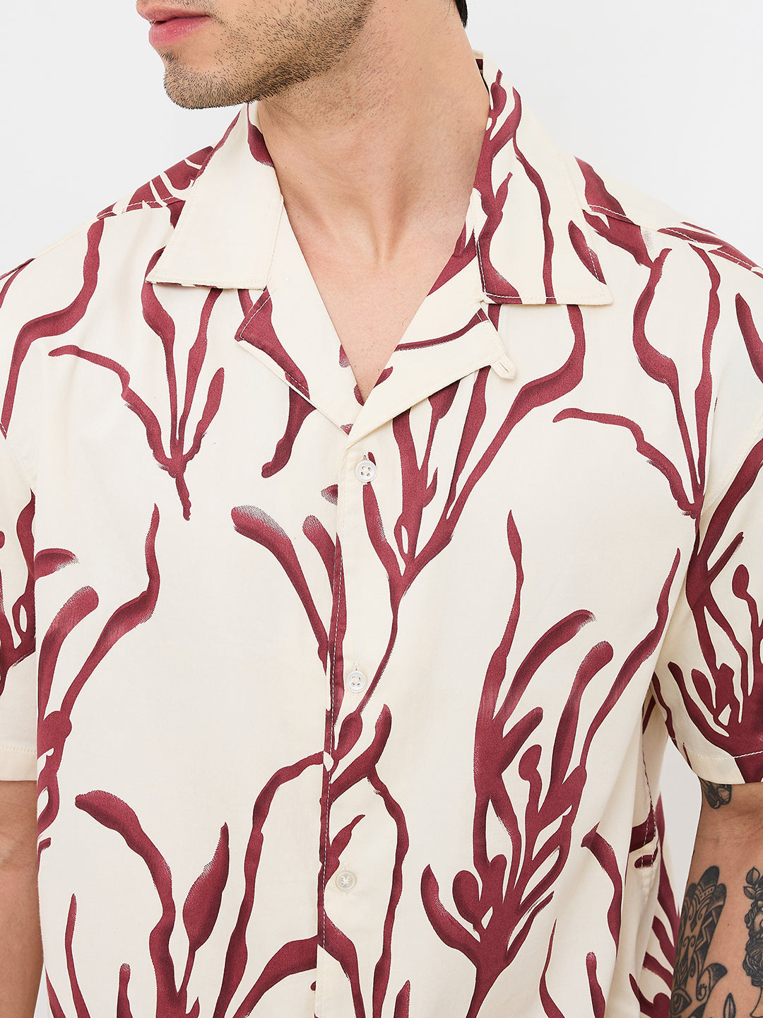 Spykar Red Relaxed Fit Printed Half Sleeve Shirt For Men