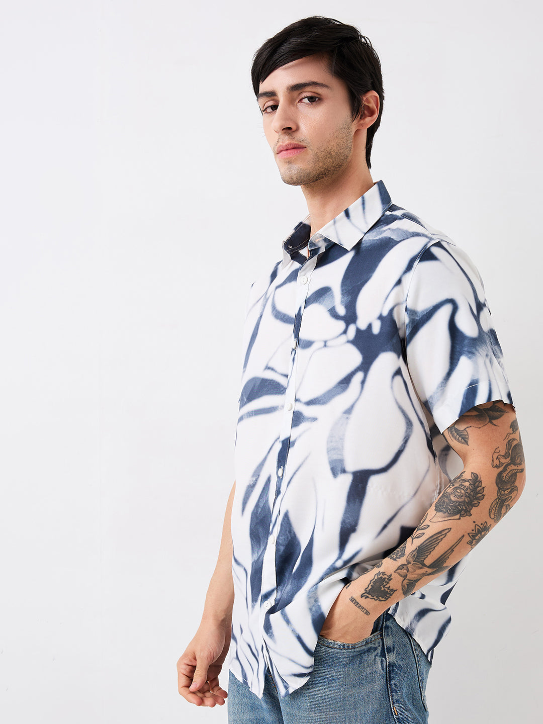 Men Shirt Print White Slim Fit