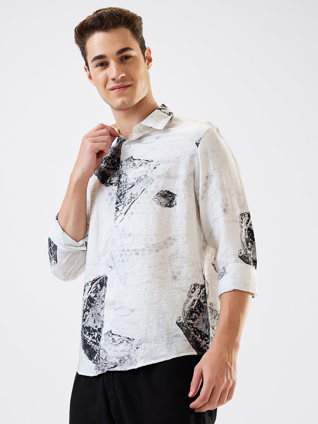 Spykar White Slim Fit Printed Full Sleeve Shirt For Men