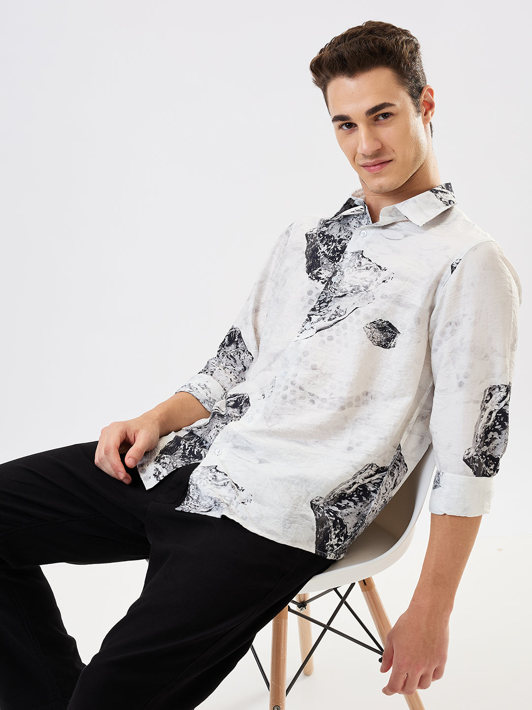 Spykar White Slim Fit Printed Full Sleeve Shirt For Men