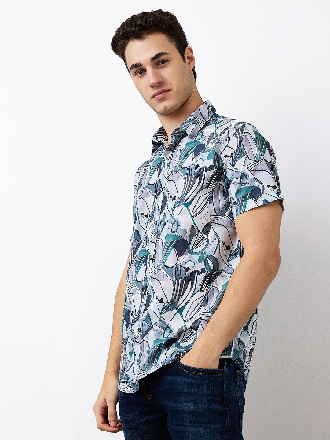 Spykar Green Slim Fit Printed Half Sleeve Shirt For Men