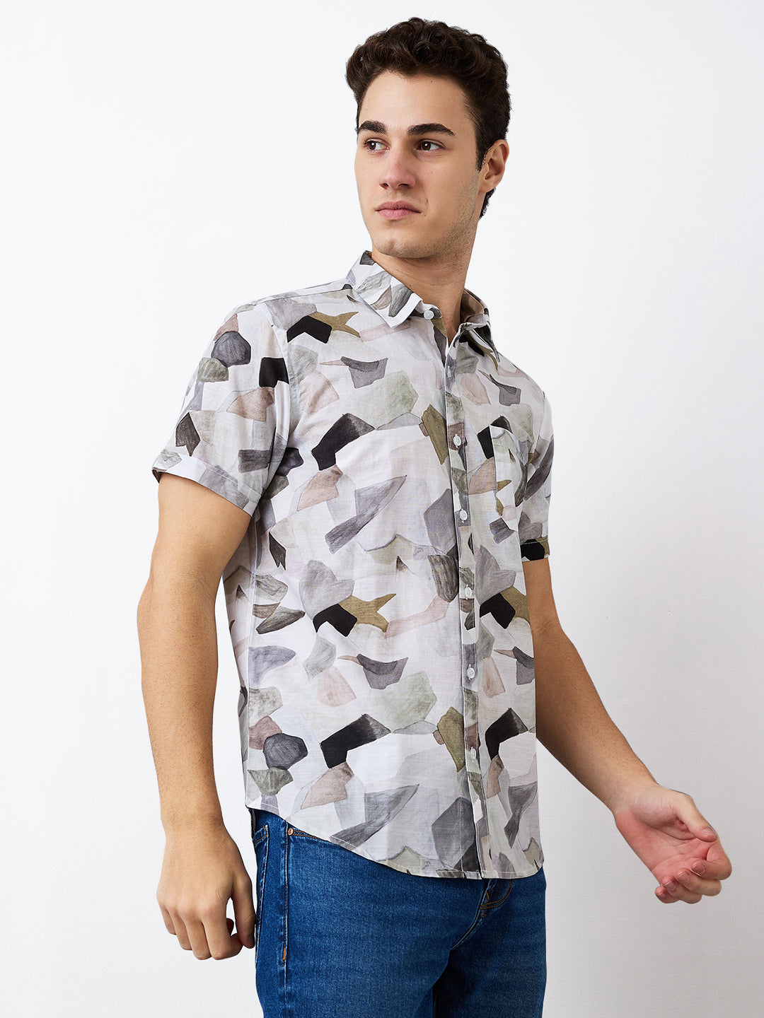 Spykar Green Slim Fit Printed Half Sleeve Shirt For Men