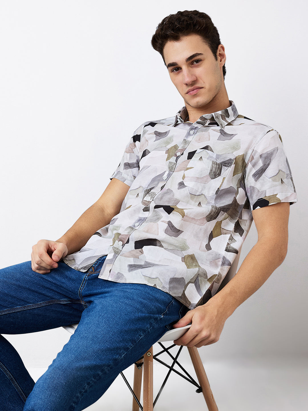 Spykar Green Slim Fit Printed Half Sleeve Shirt For Men