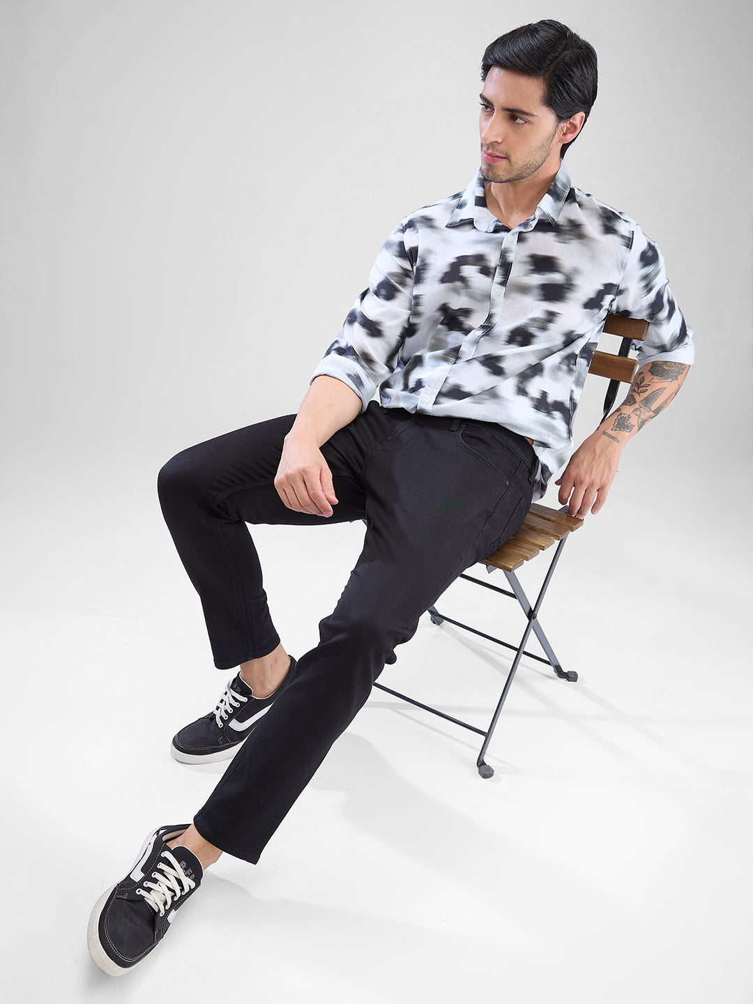 Men Shirt Print Grey Slim Fit