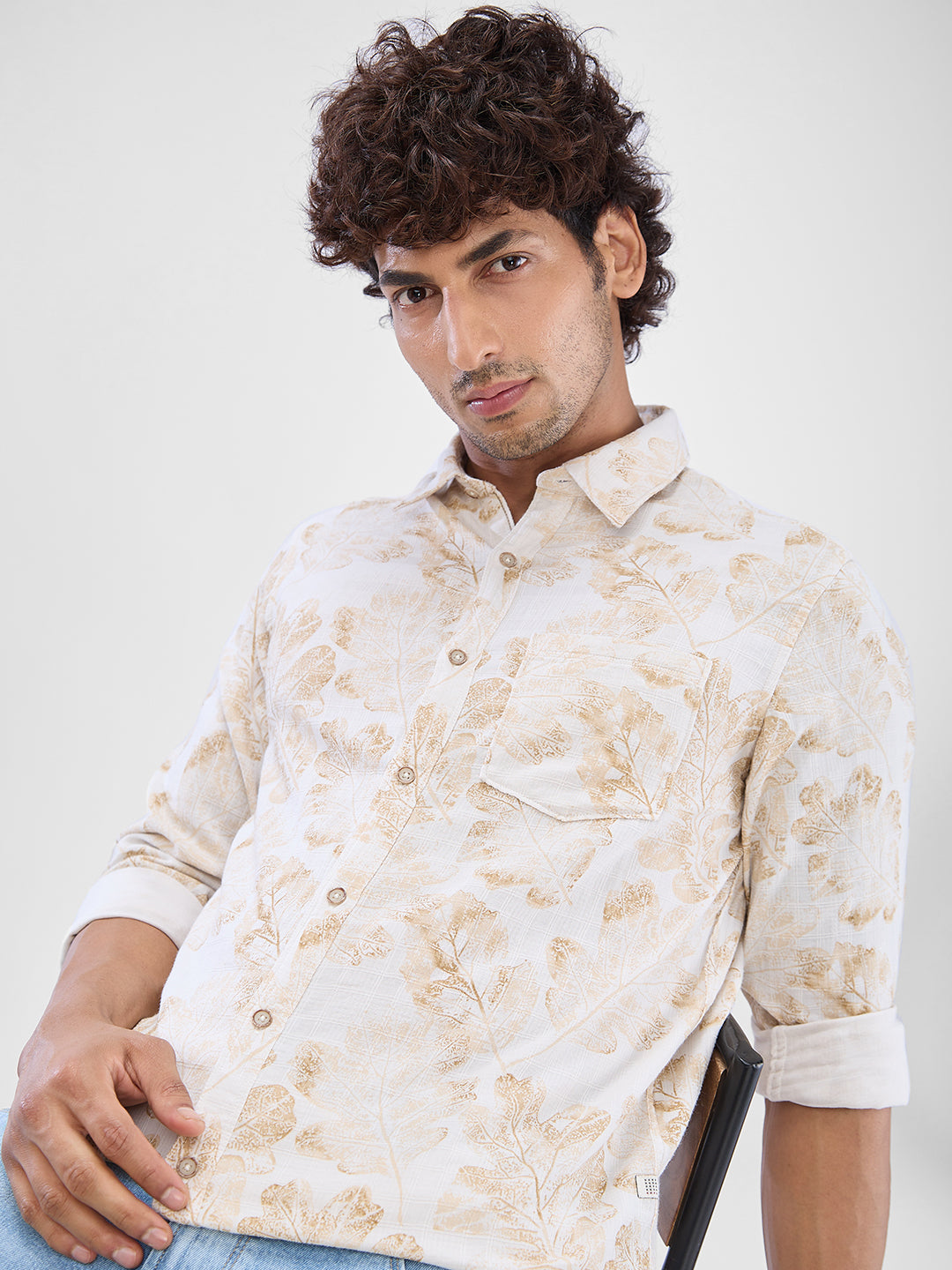 Spykar Cream White Cotton Full Sleeve Raised Collar Shirt For Men