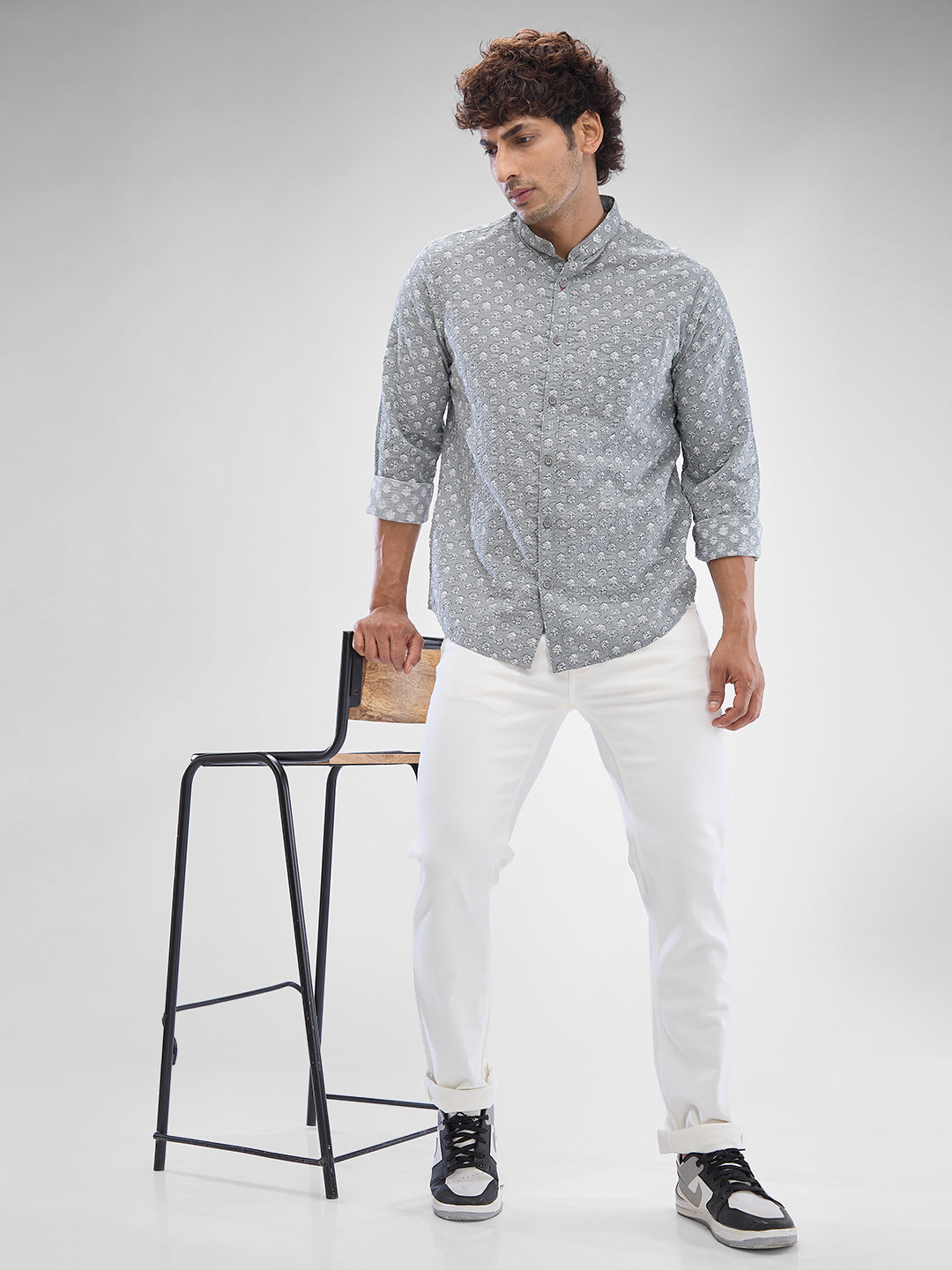 Men Shirt Print Grey Slim Fit