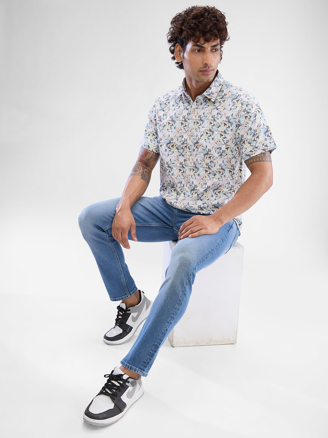Men Shirt Print Grey Slim Fit