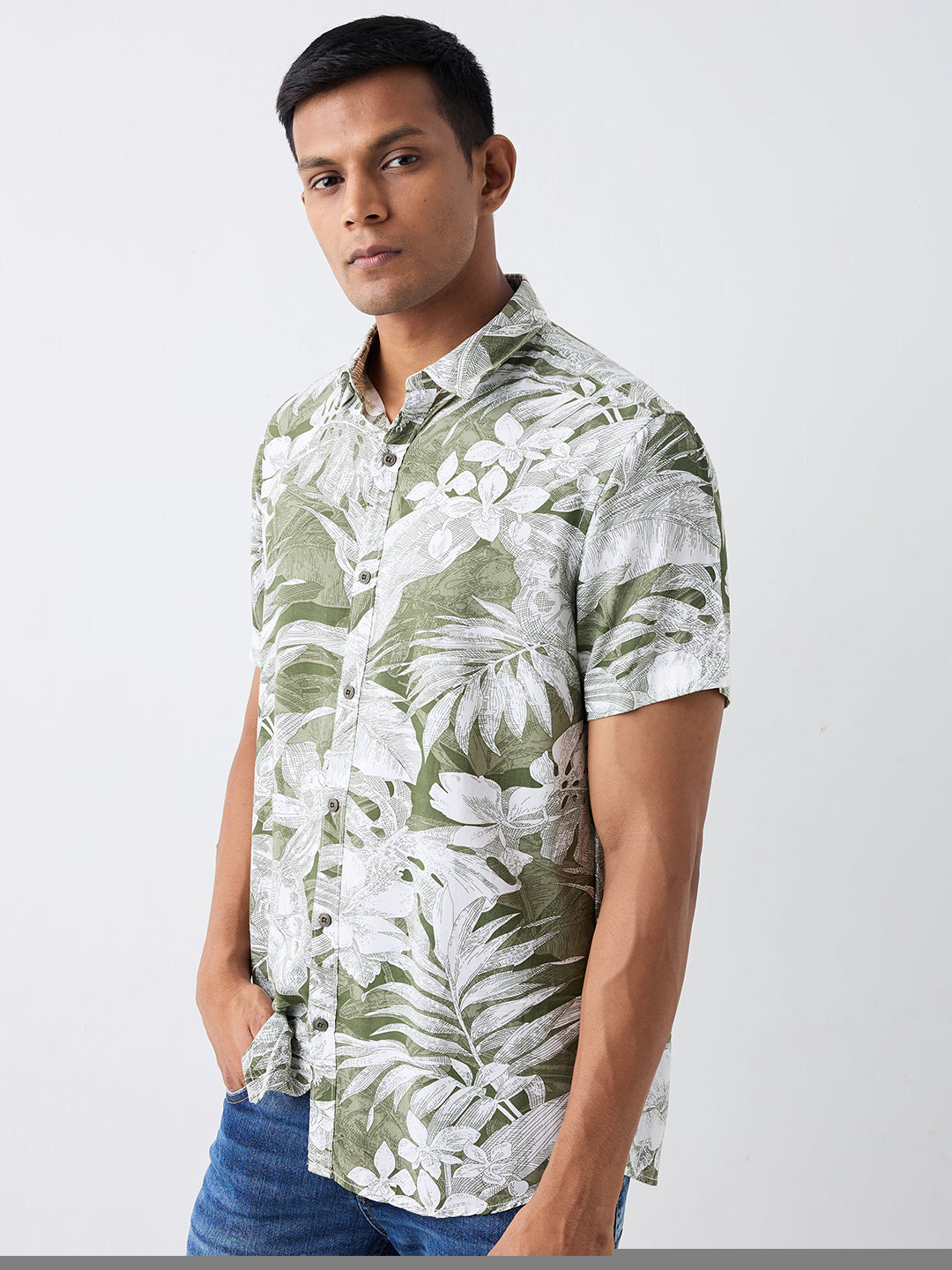 Spykar Military Green Slim Fit Casual Shirts For Men