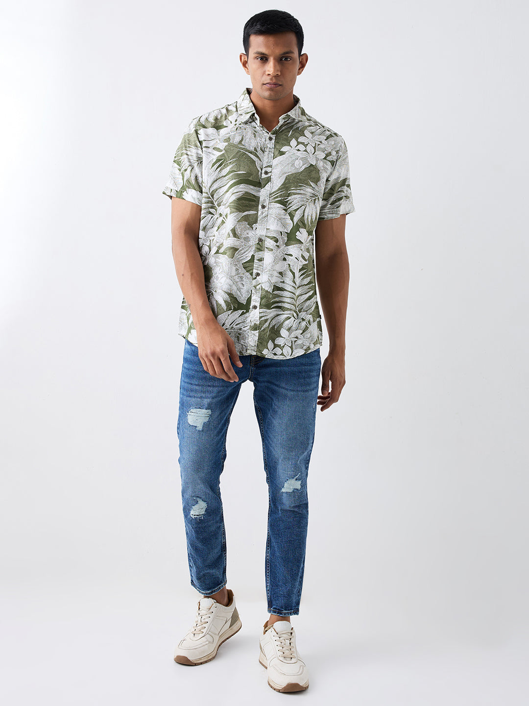 Spykar Military Green Slim Fit Casual Shirts For Men