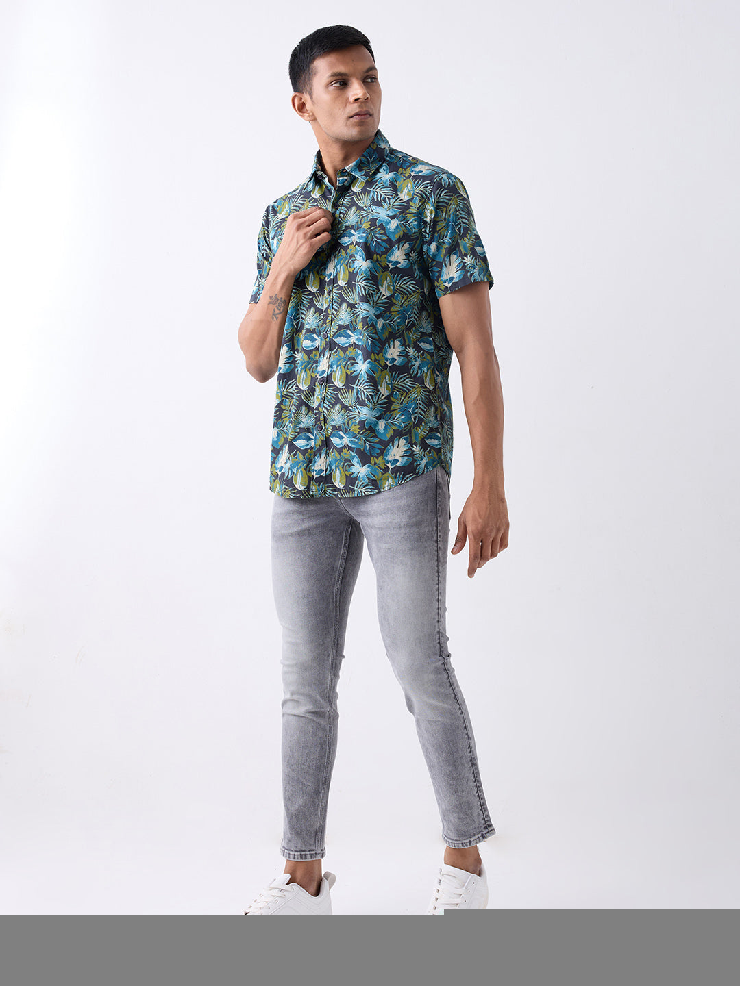 Men Shirt Print Navy Blue Slim Fit