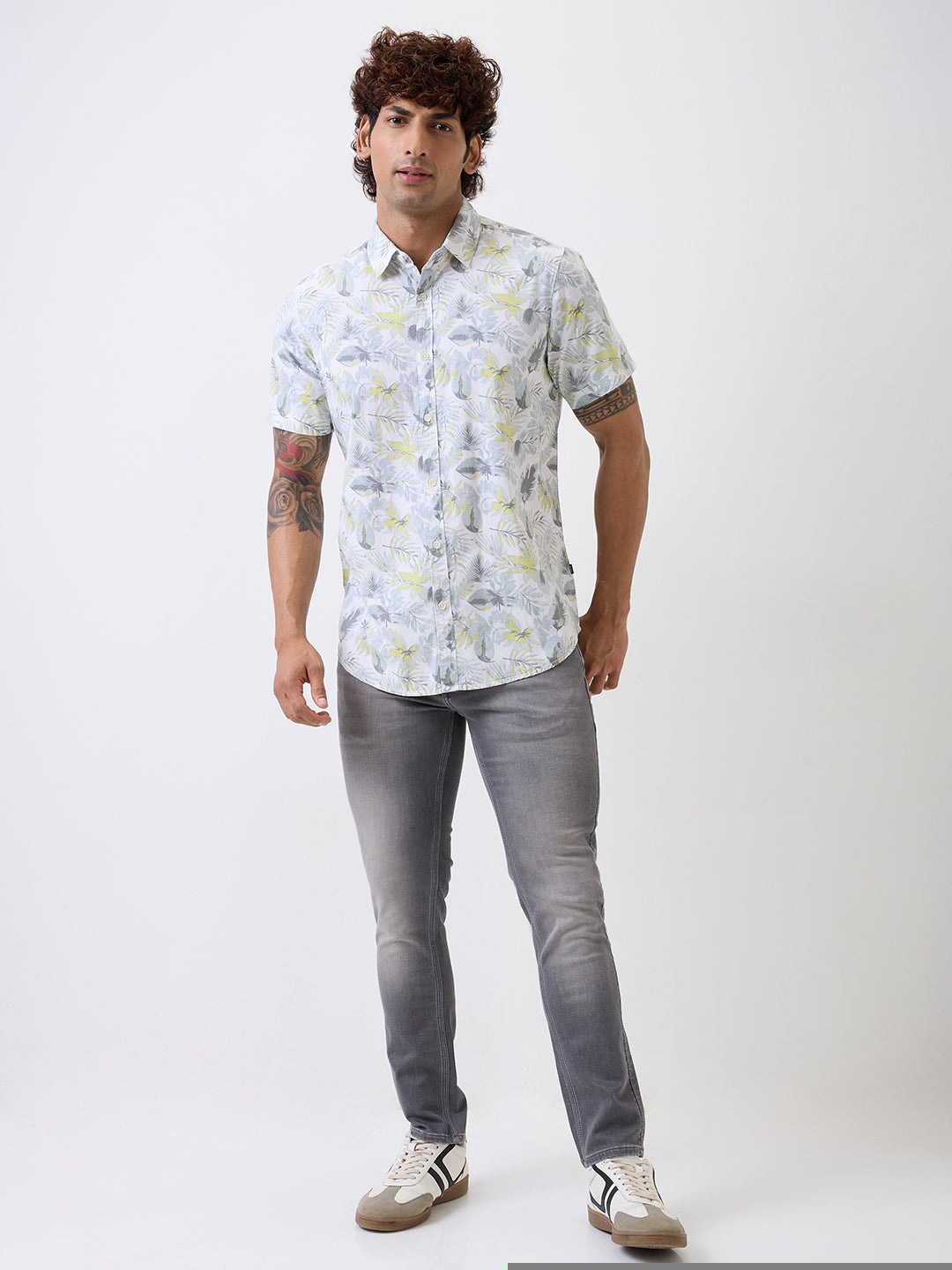 Men Shirt Print White Slim Fit