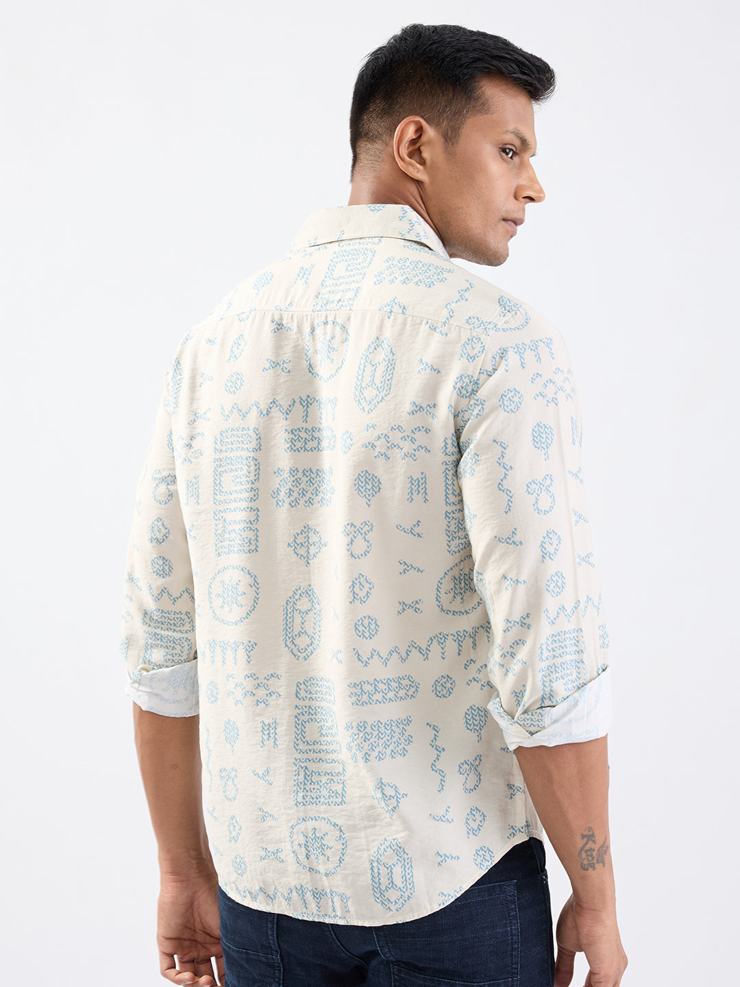 Spykar Ecru Slim Fit Casual Shirts For Men