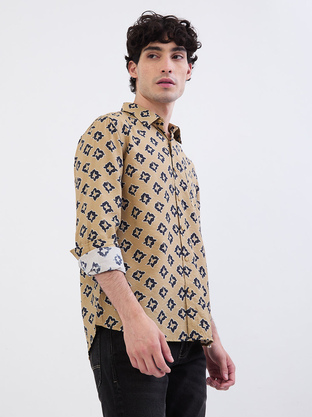 Spykar Taupe Beige Slim Fit Casual Shirts For Men