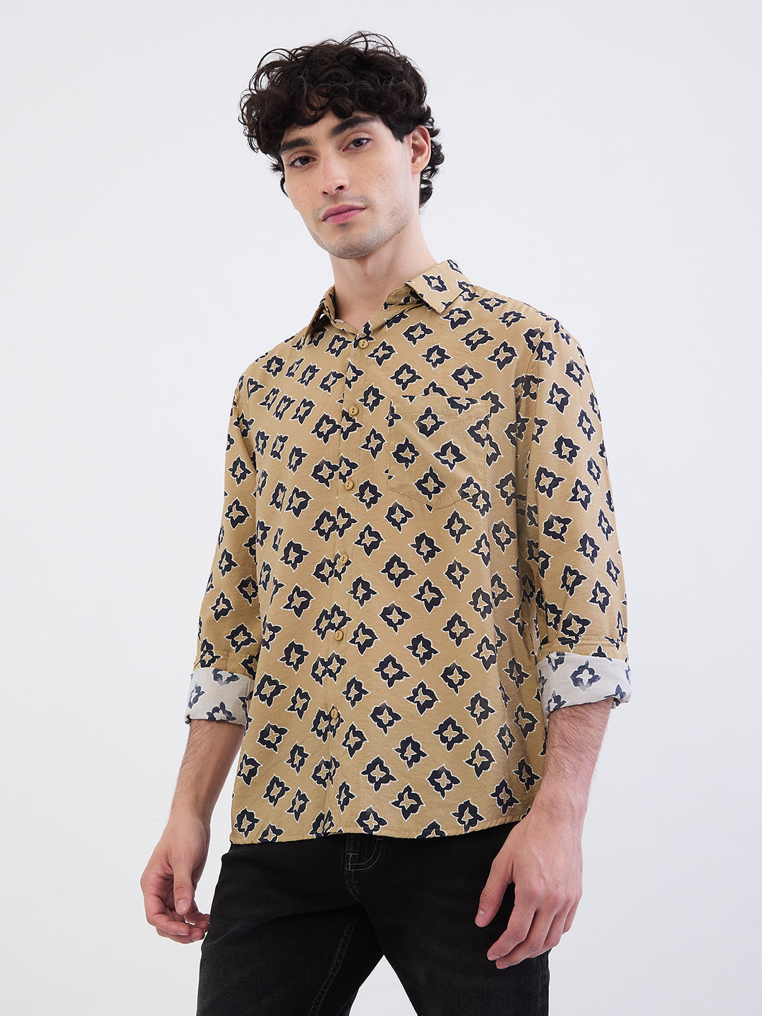 Spykar Taupe Beige Slim Fit Casual Shirts For Men
