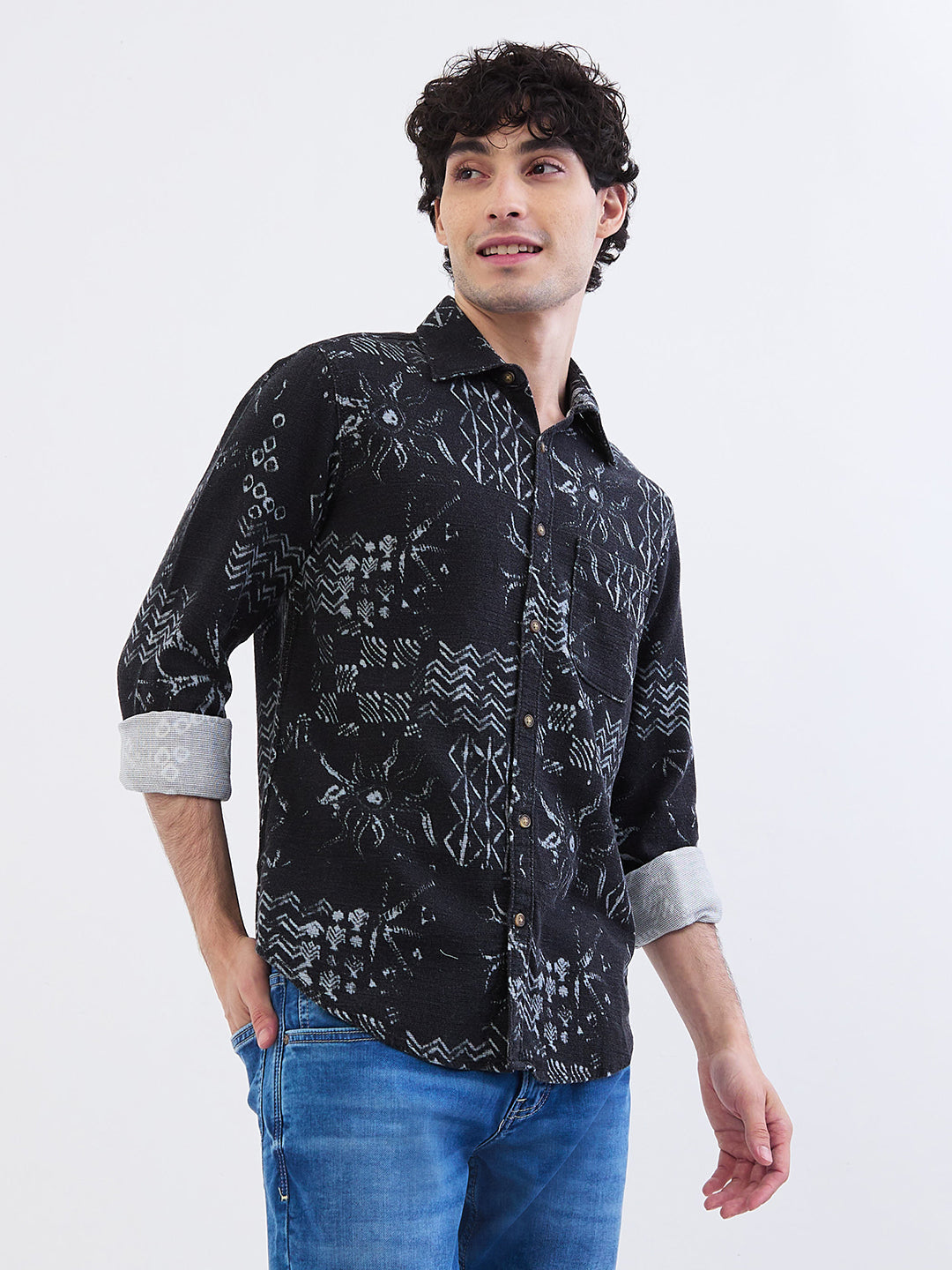 Spykar Black Slim Fit Casual Shirts For Men