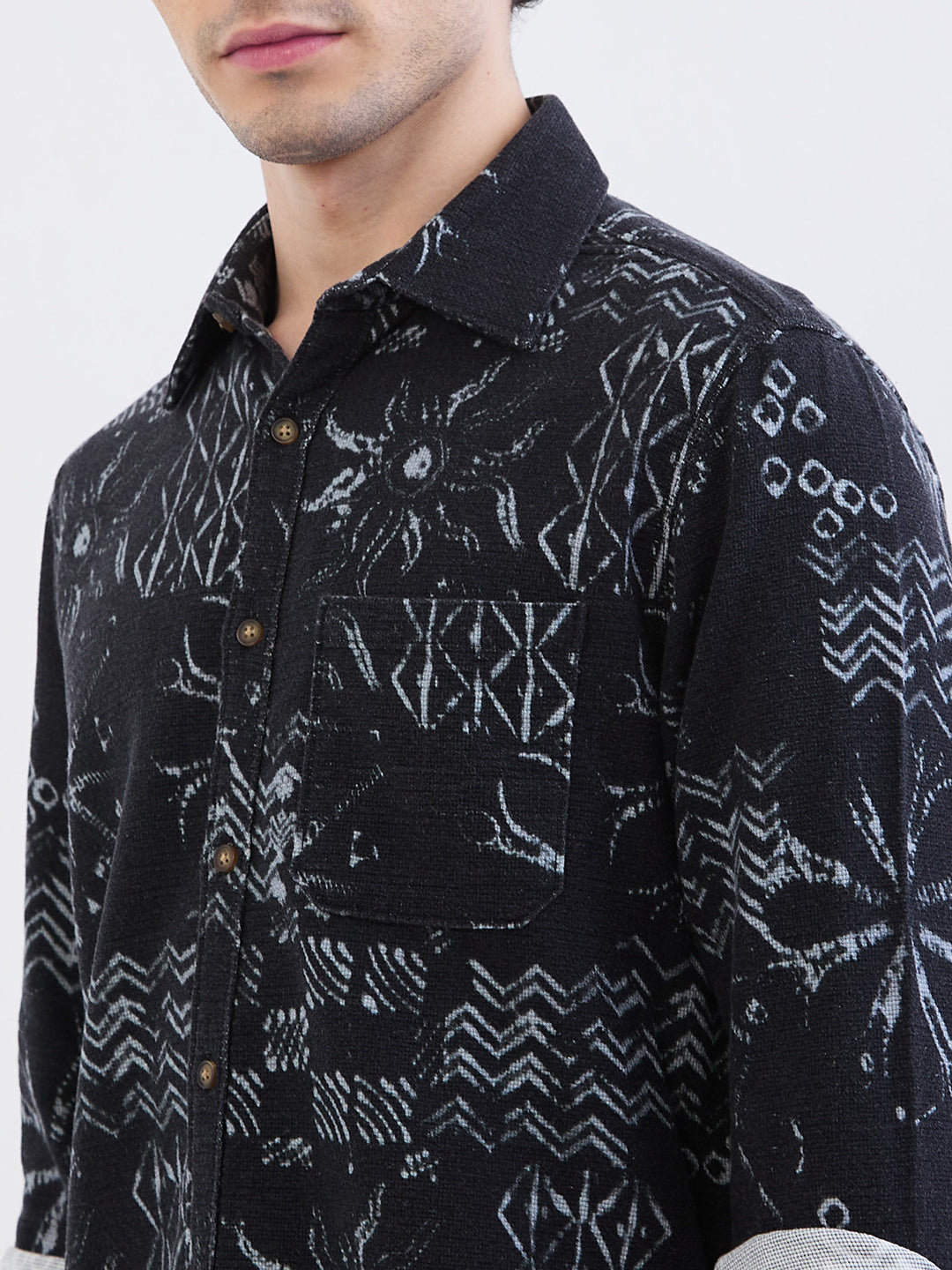 Spykar Black Slim Fit Casual Shirts For Men