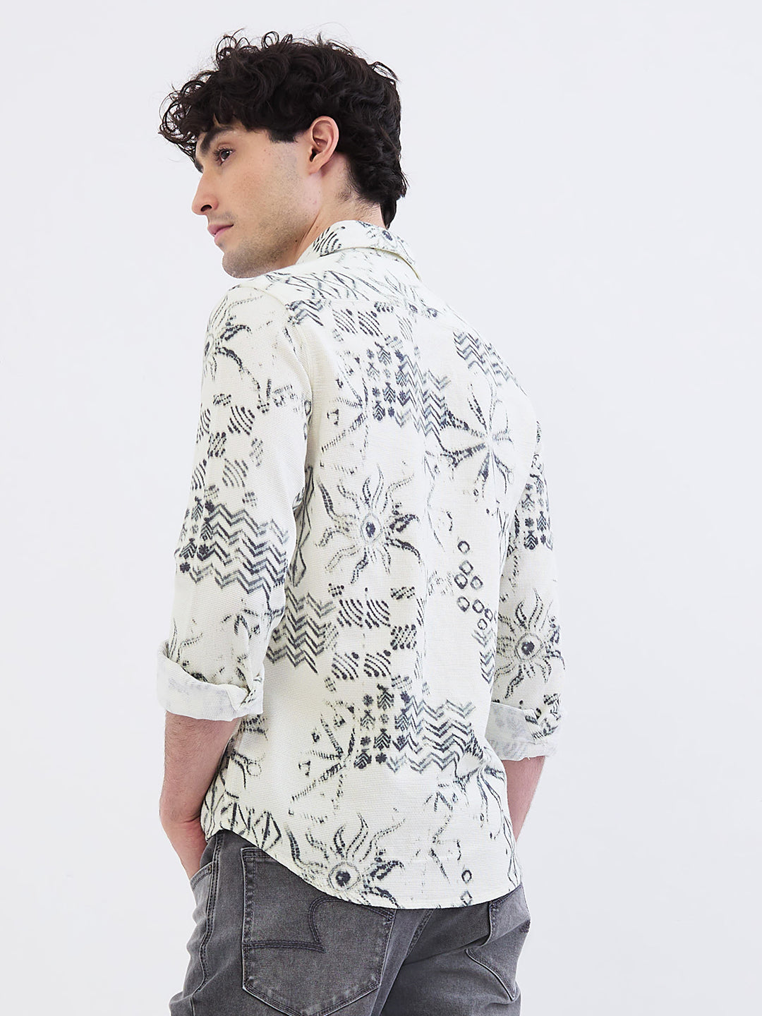 Spykar Ecru Slim Fit Casual Shirts For Men