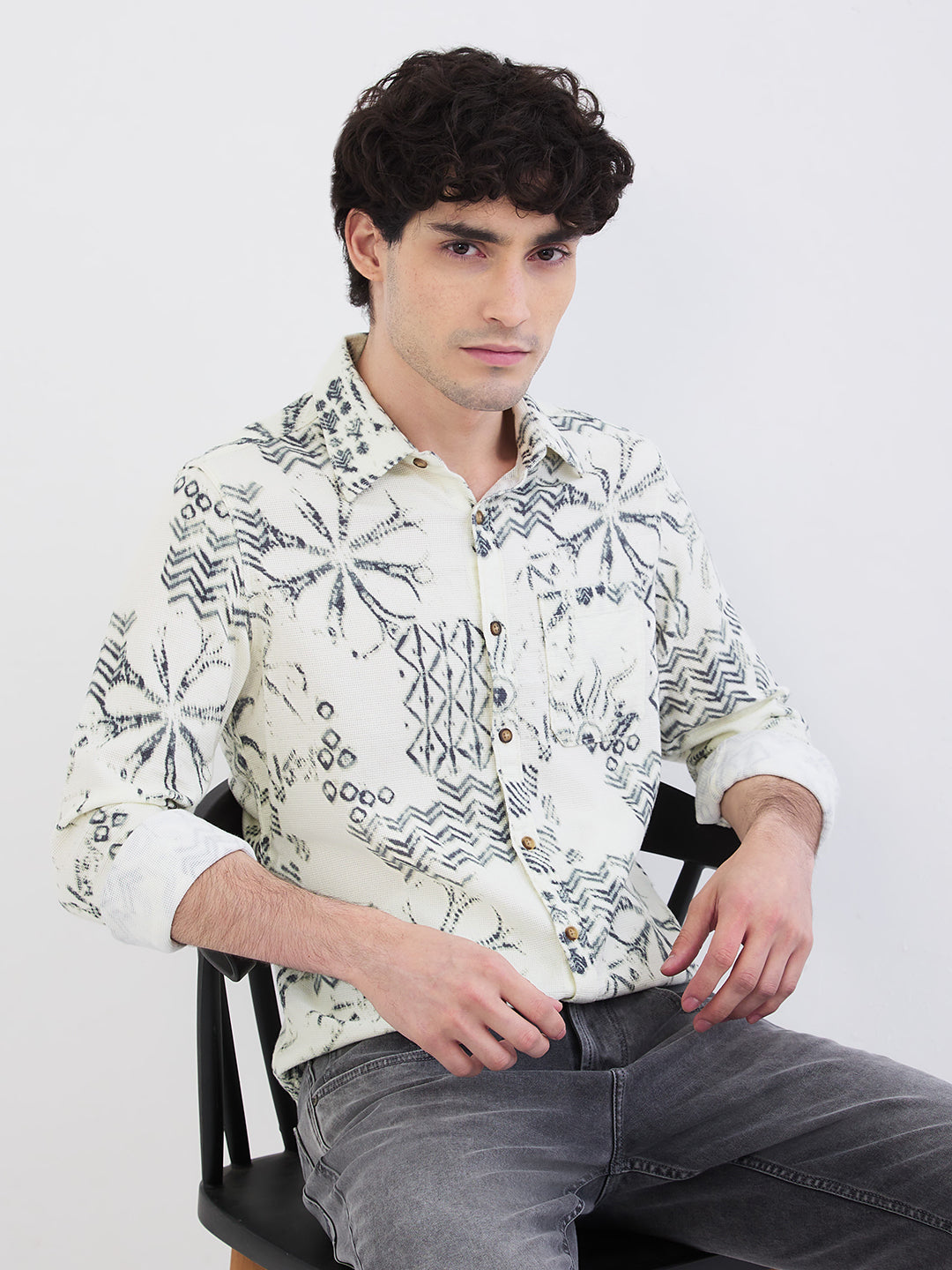 Spykar Ecru Slim Fit Casual Shirts For Men