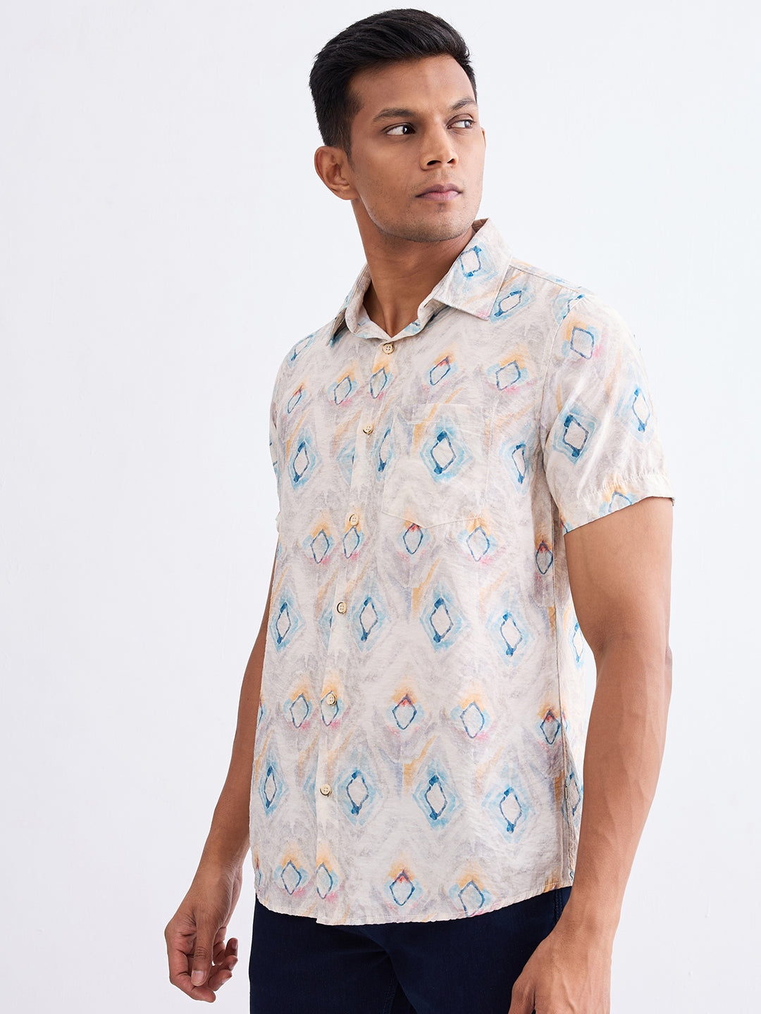 Spykar Ecru Slim Fit Casual Shirts For Men