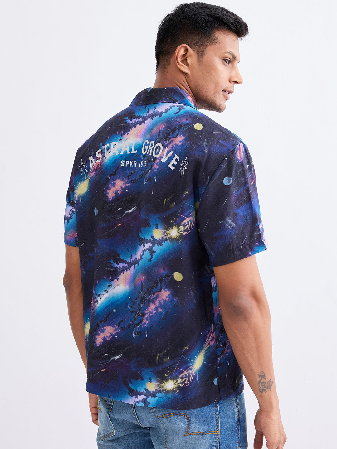 Spykar Indigo Blue Relaxed Fit Casual Shirts For Men