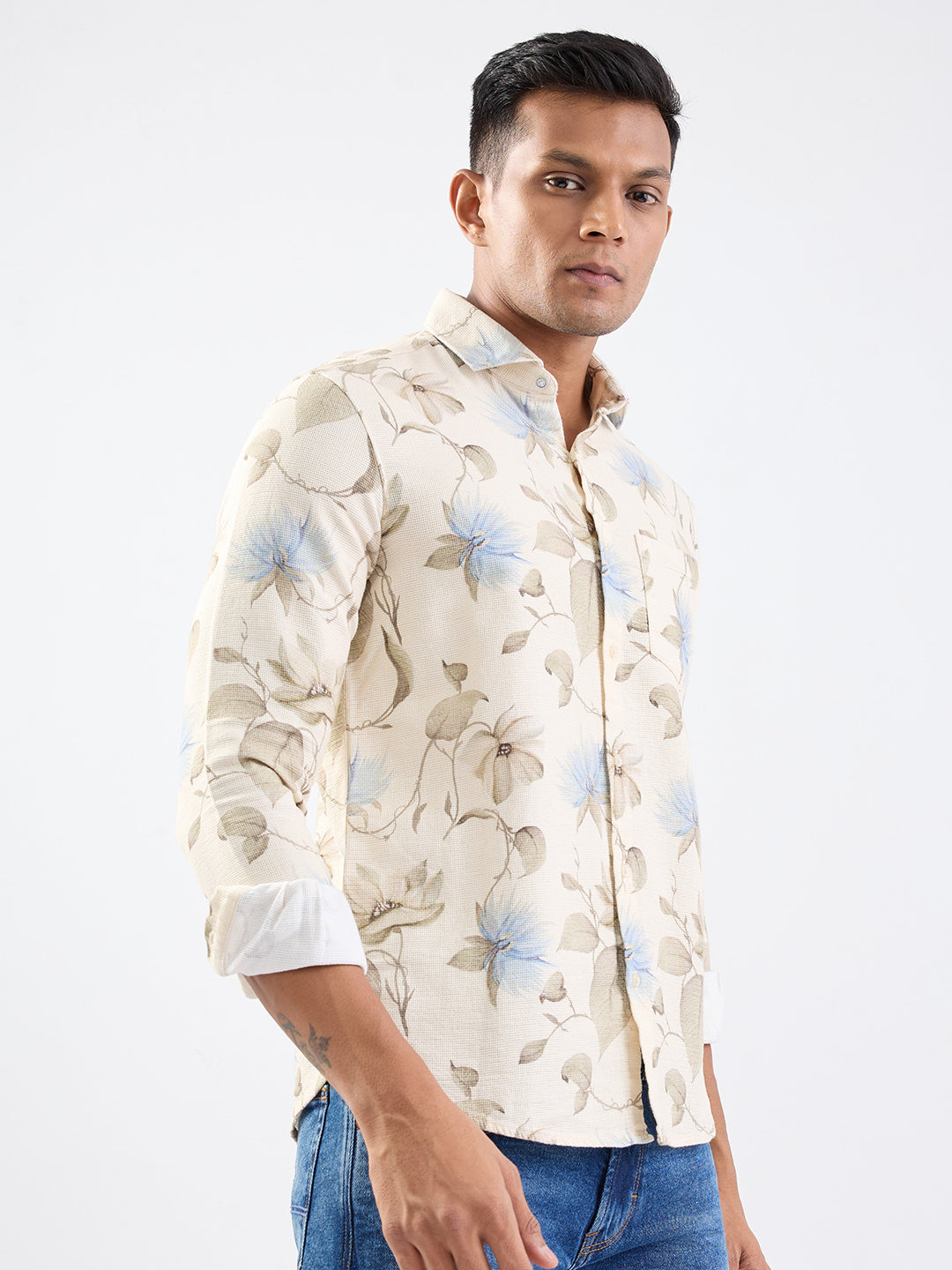 Spykar Ecru Slim Fit Casual Shirts For Men