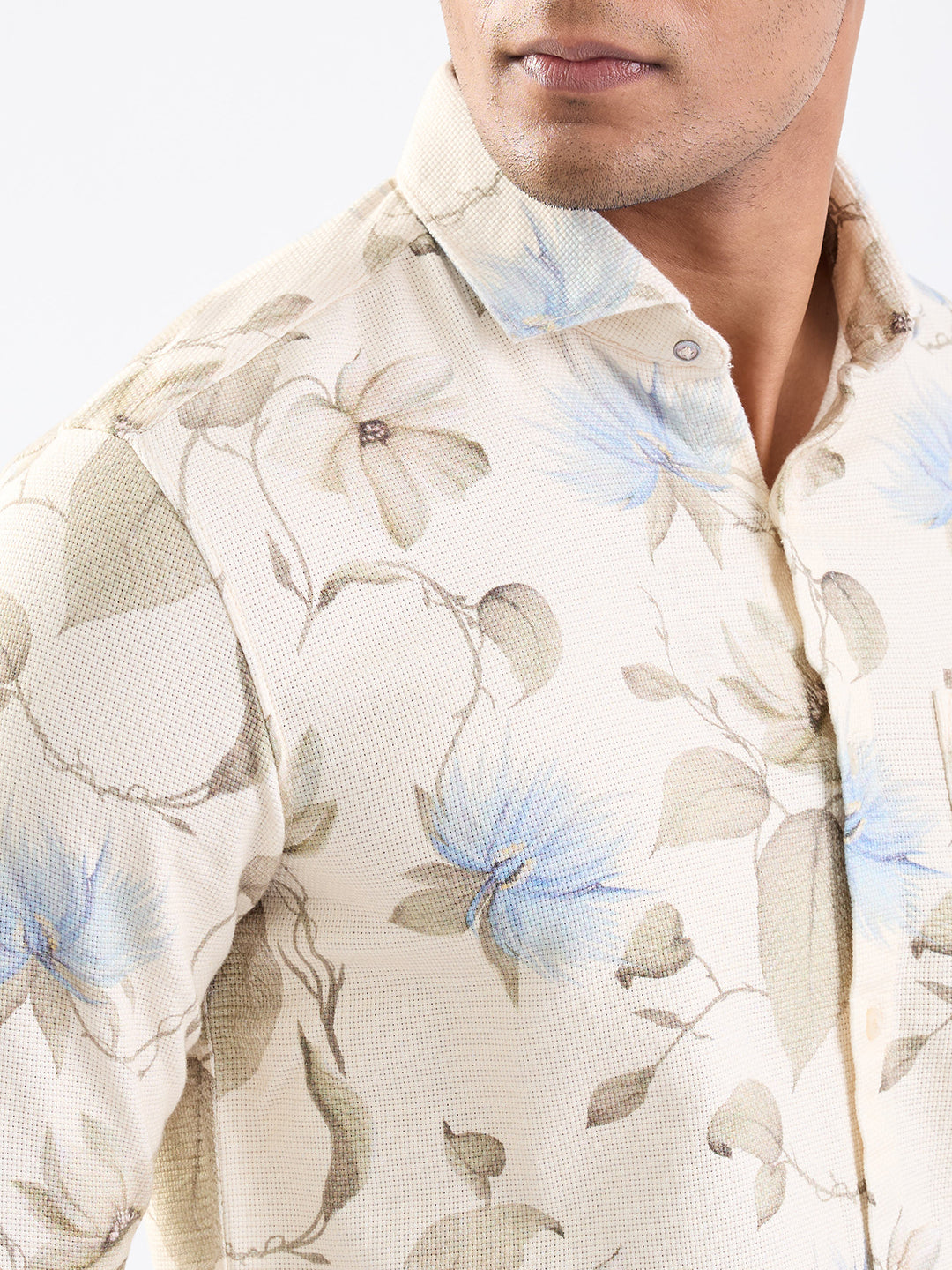 Spykar Ecru Slim Fit Casual Shirts For Men