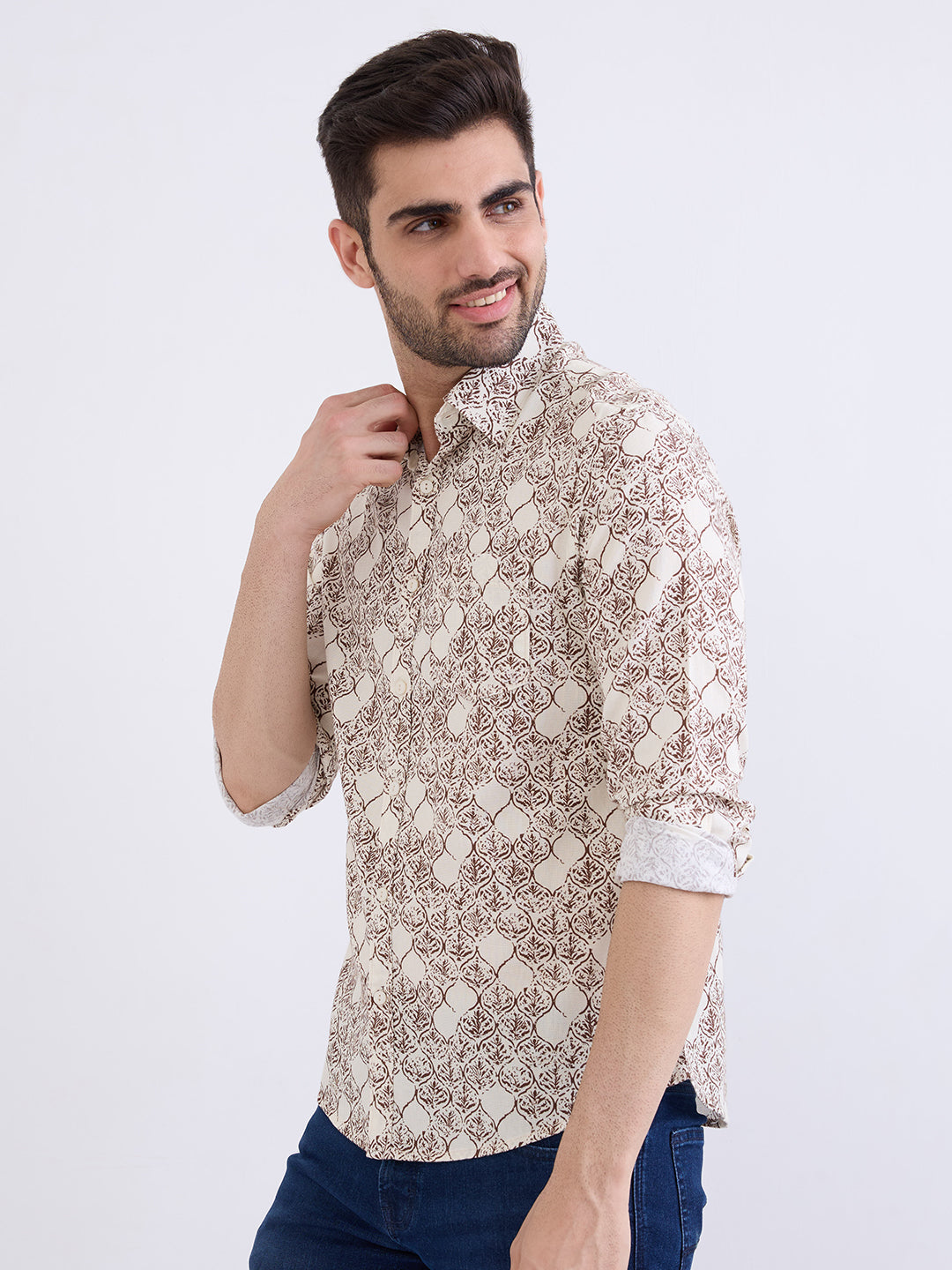 Spykar Ecru Slim Fit Casual Shirts For Men