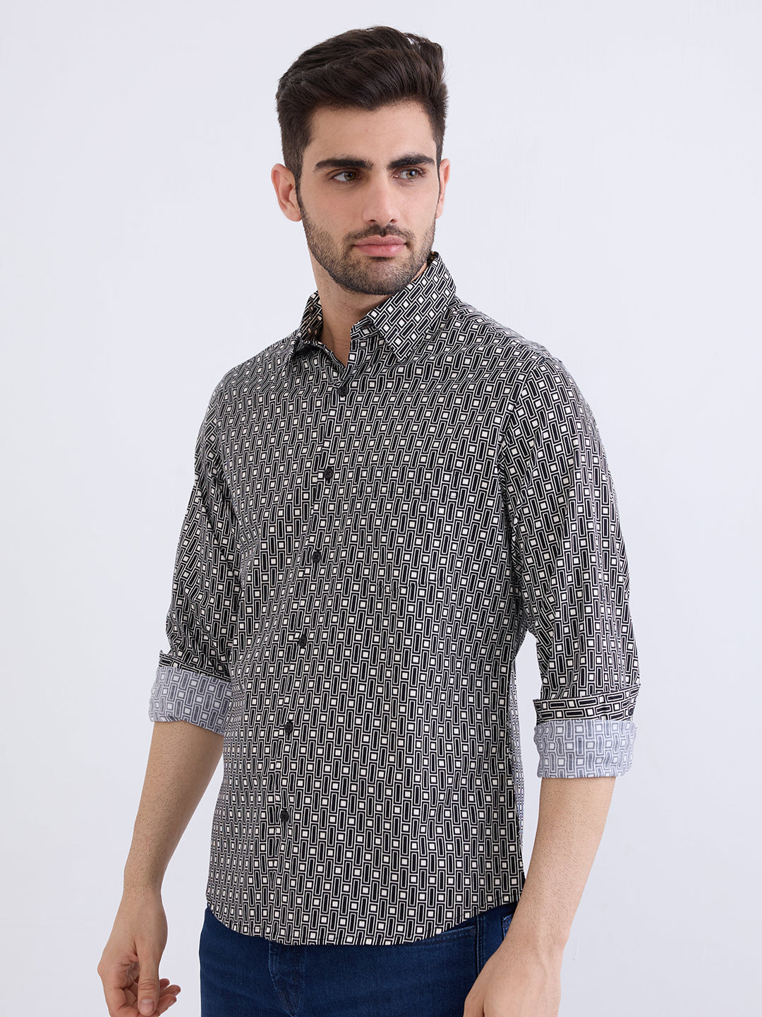 Spykar Black Slim Fit Casual Shirts For Men