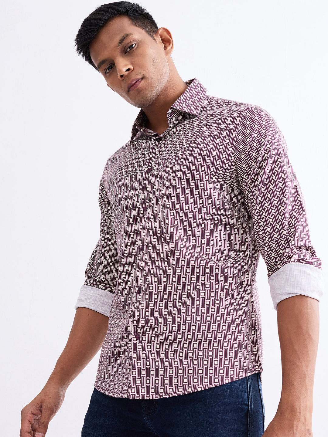 Spykar Plum Red Slim Fit Casual Shirts For Men