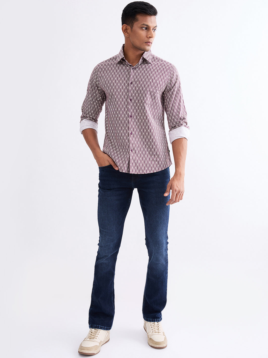 Spykar Plum Red Slim Fit Casual Shirts For Men