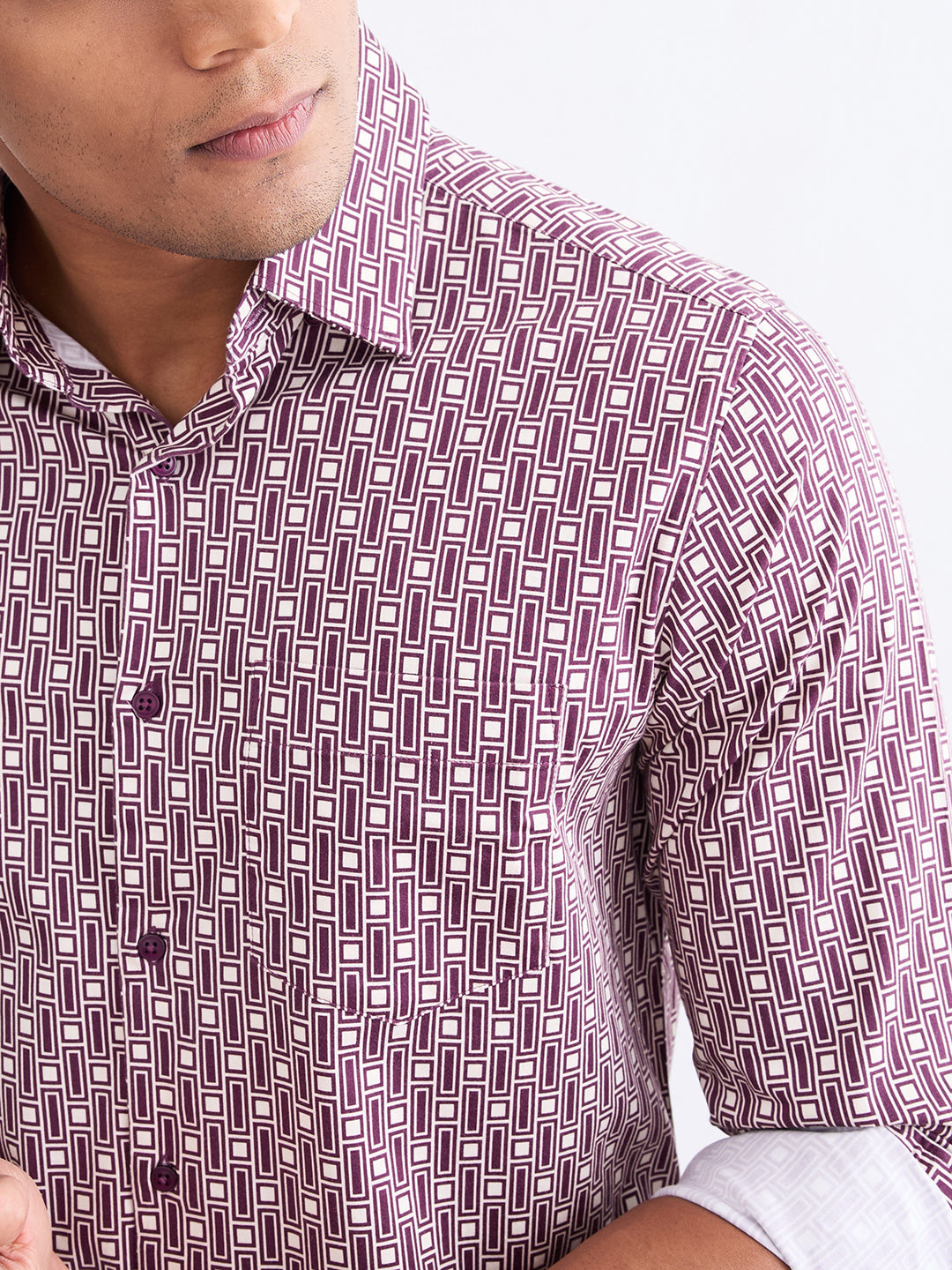 Spykar Plum Red Slim Fit Casual Shirts For Men