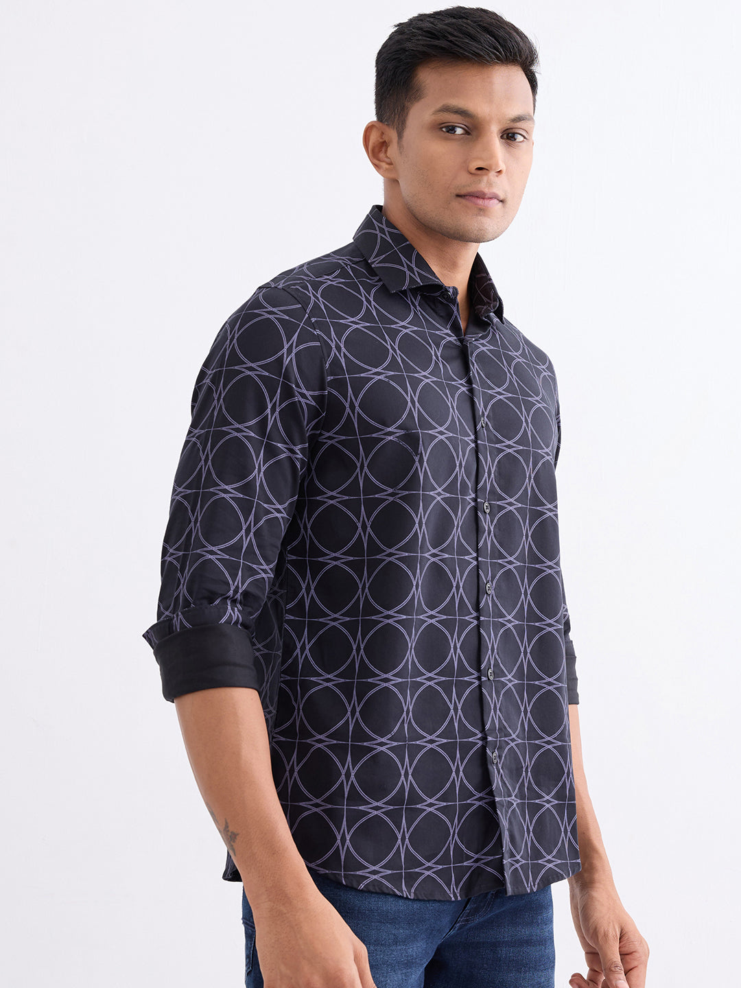 Spykar Black Slim Fit Casual Shirts For Men